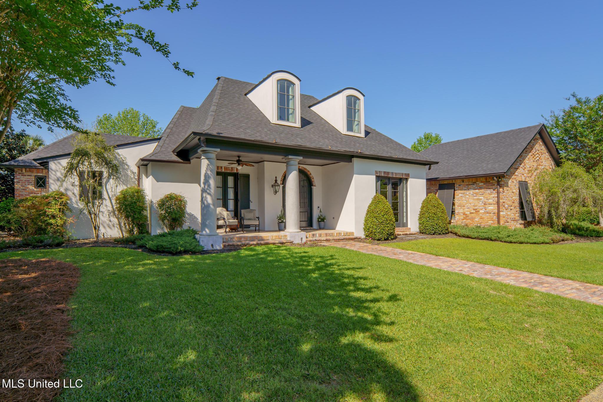 65 Pecan, Hattiesburg, Mississippi image 7