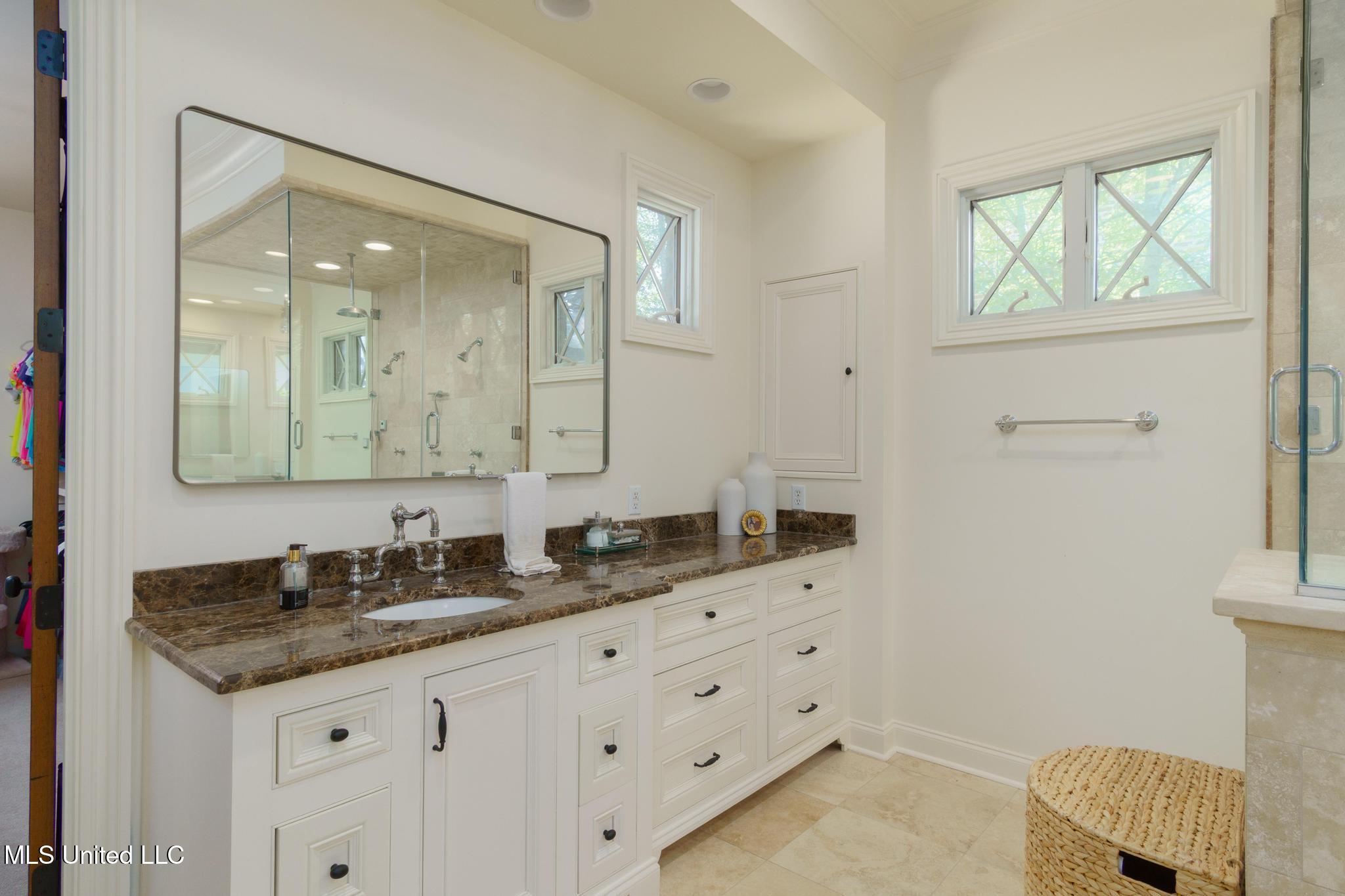 65 Pecan, Hattiesburg, Mississippi image 26