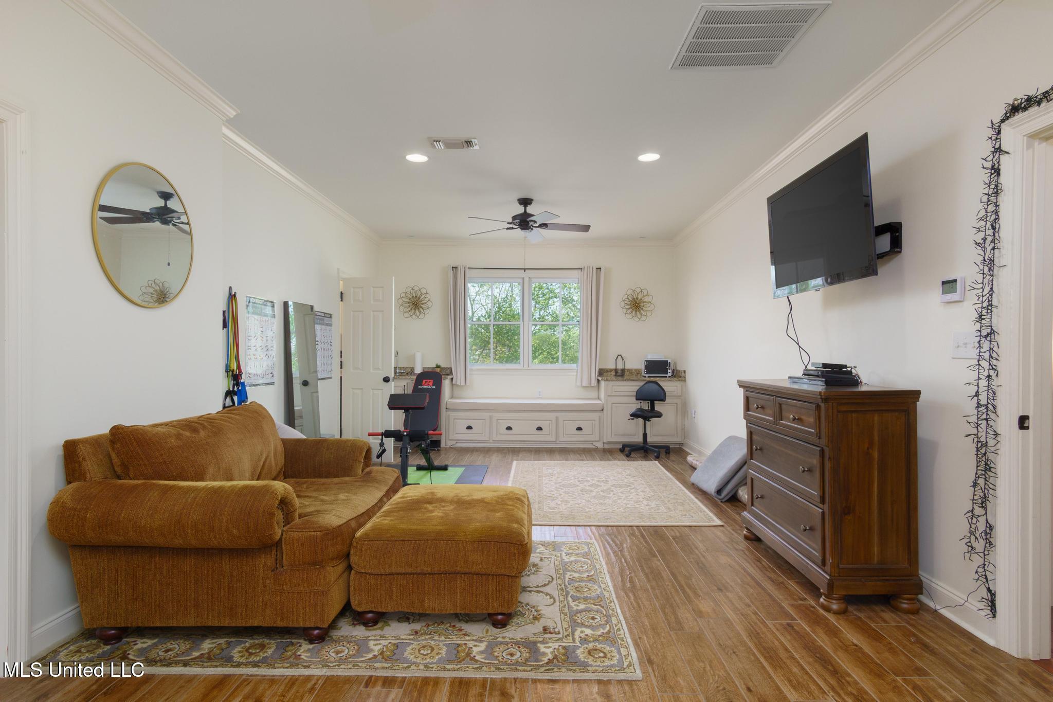 65 Pecan, Hattiesburg, Mississippi image 34