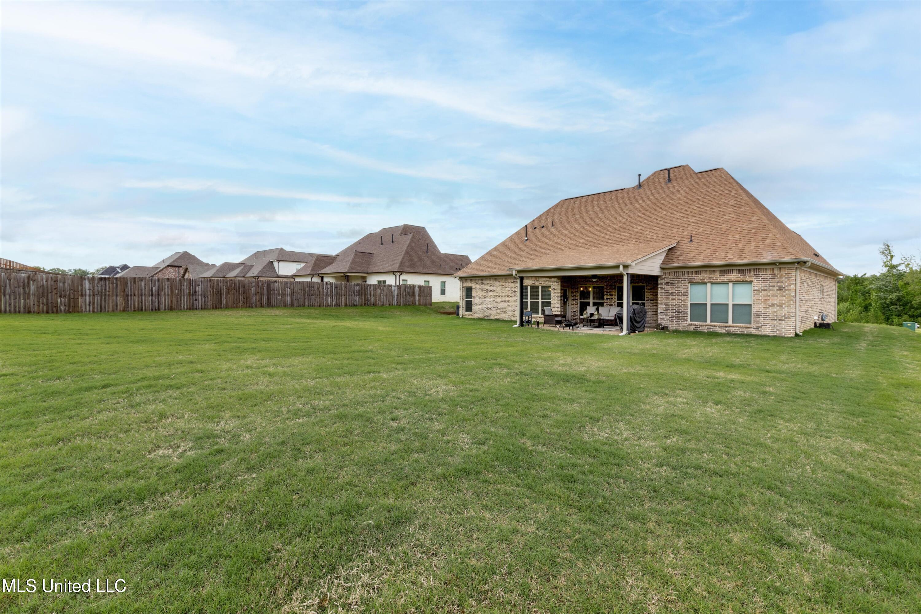4624 E Bakers Trail, Nesbit, Mississippi image 28