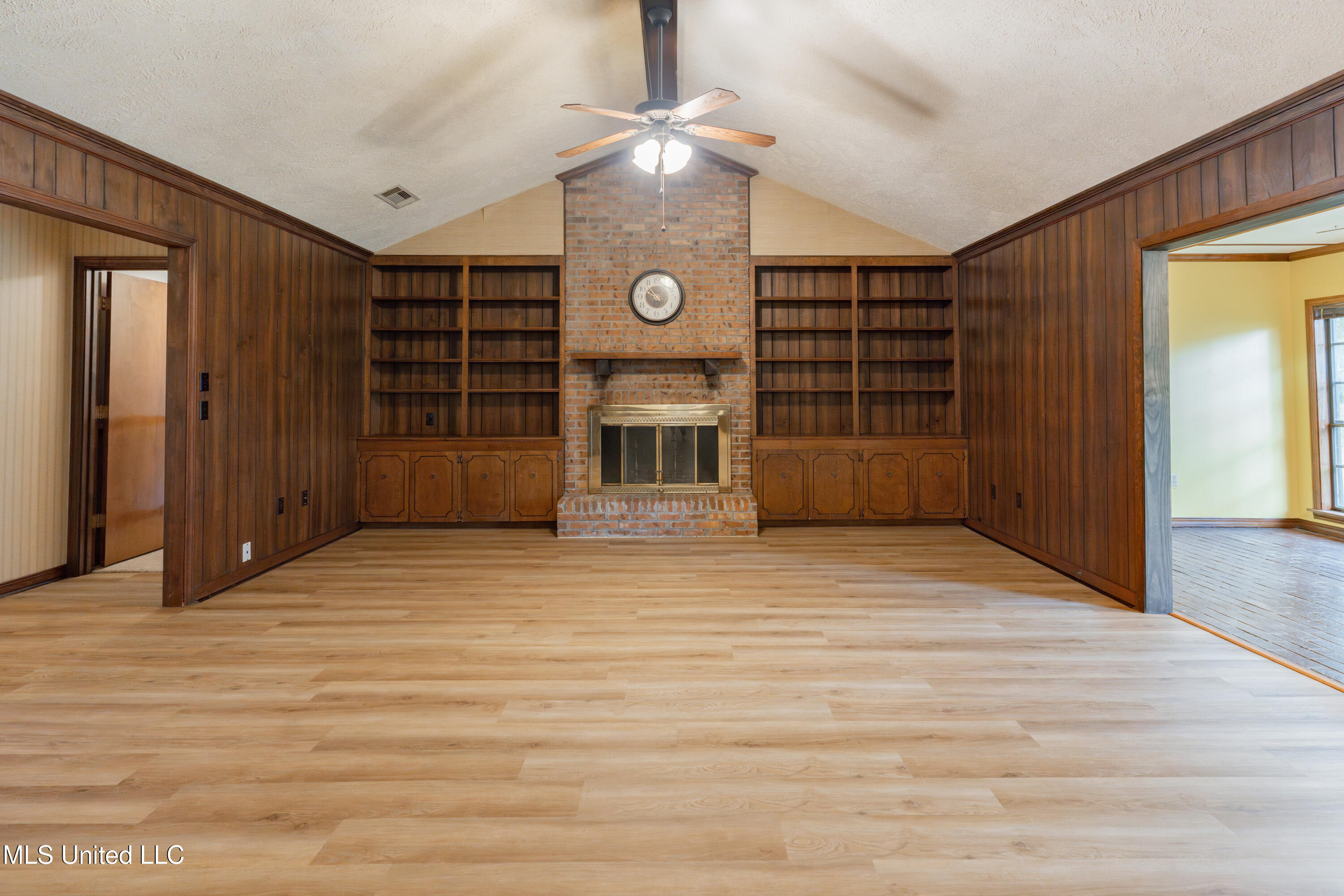 504 Hampton Street, Clinton, Mississippi image 9