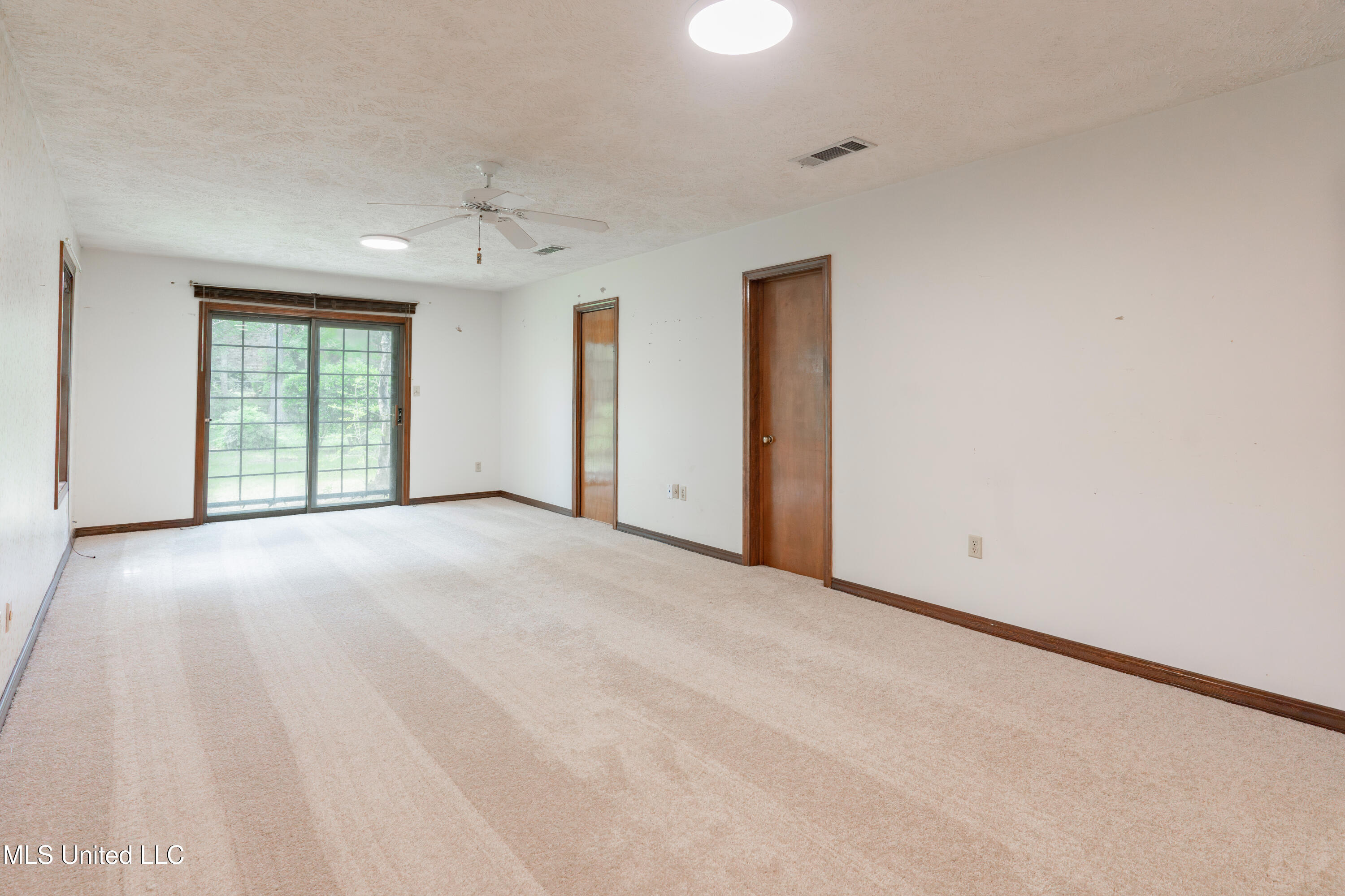 504 Hampton Street, Clinton, Mississippi image 33