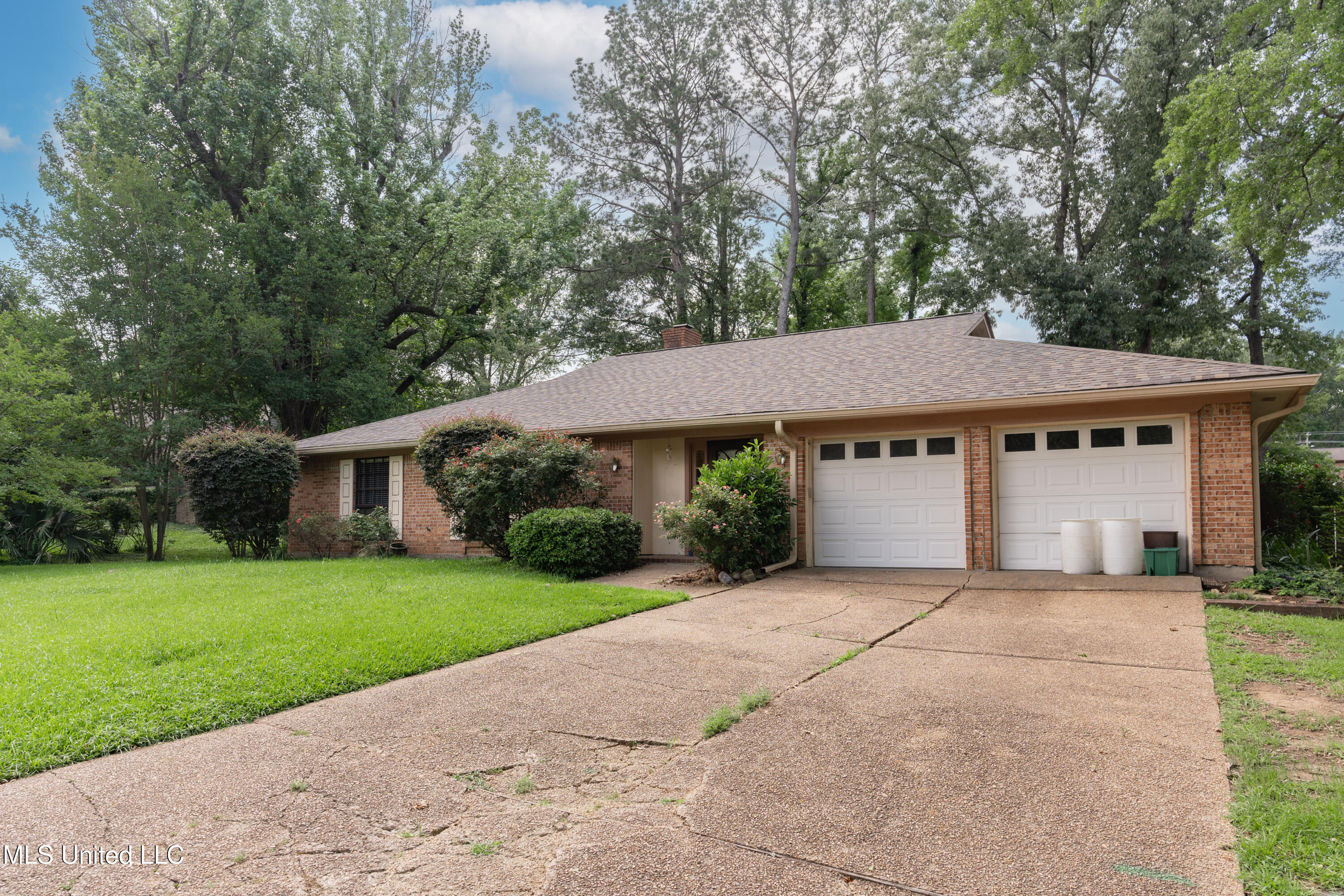 504 Hampton Street, Clinton, Mississippi image 4