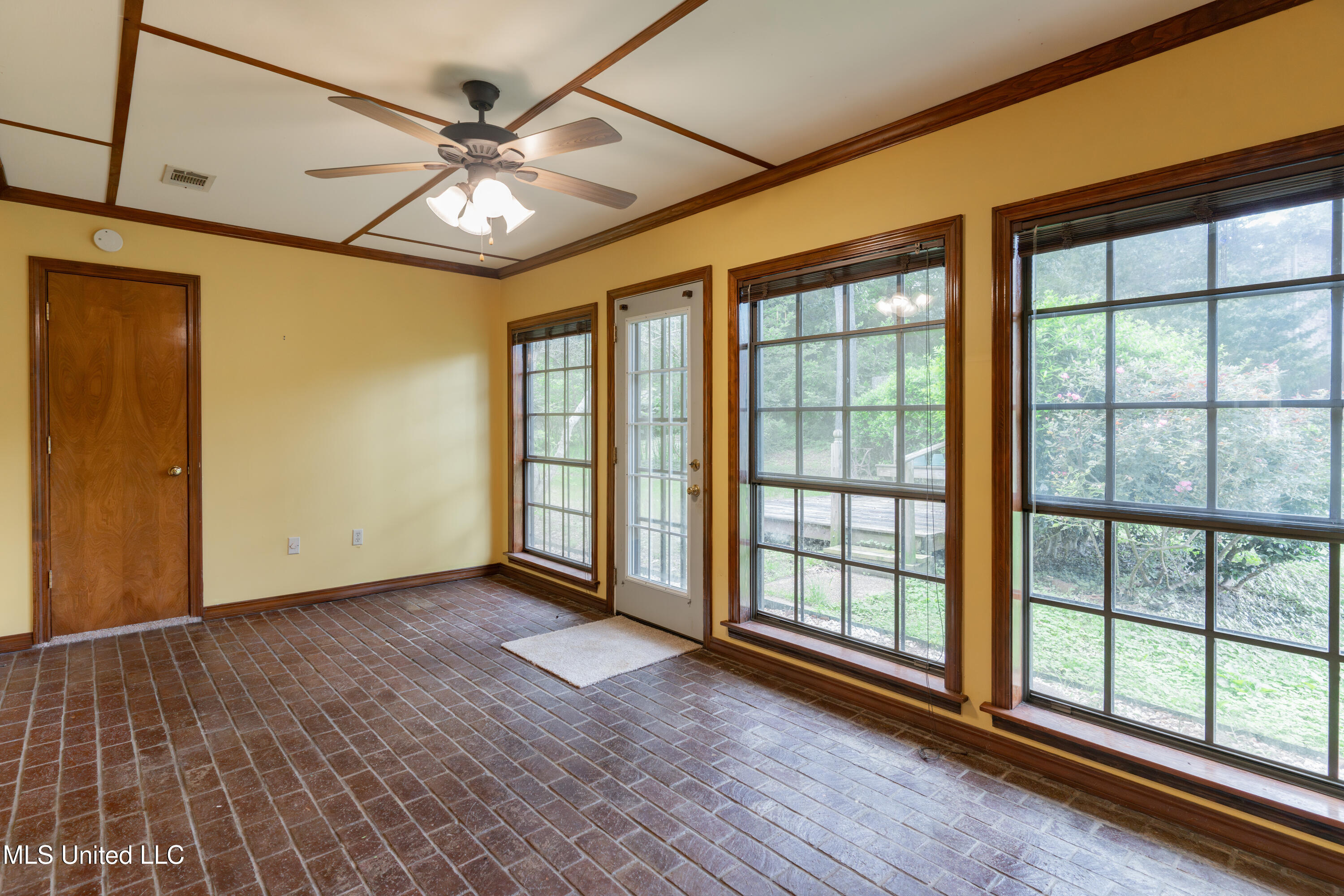 504 Hampton Street, Clinton, Mississippi image 26