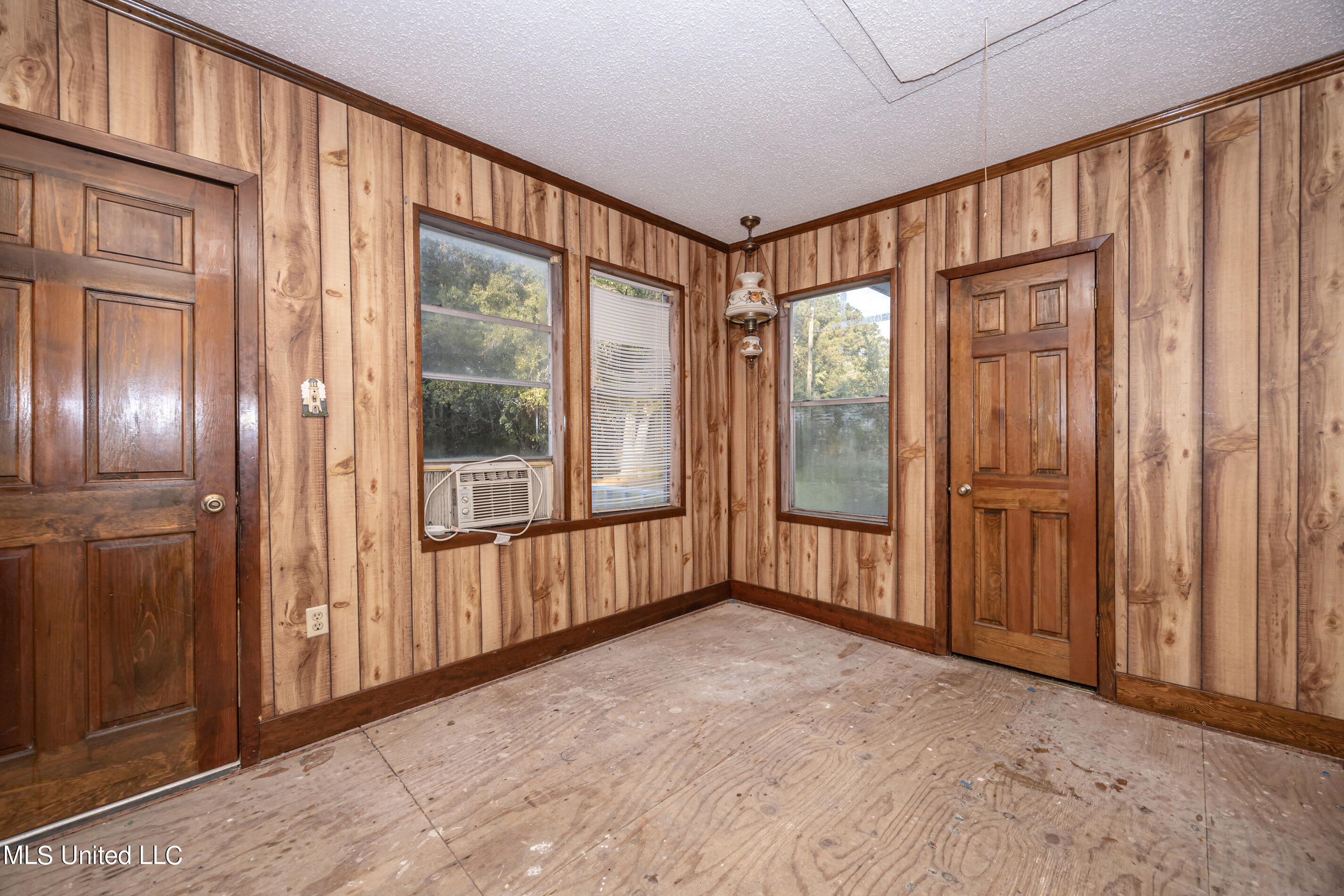 3921 Wembley Avenue, Moss Point, Mississippi image 32