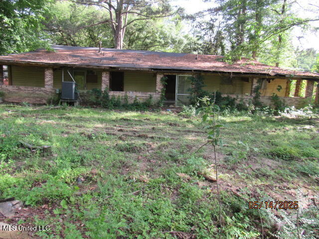638 Elmwood Circle, Jackson, Mississippi image 3