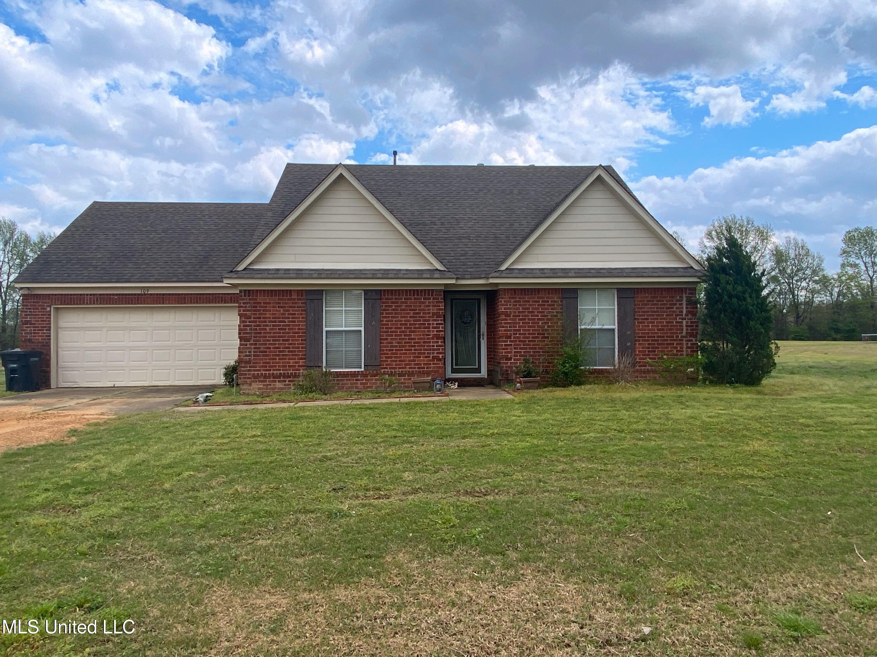 109 Emily Lynn Road, Sarah, Mississippi image 1