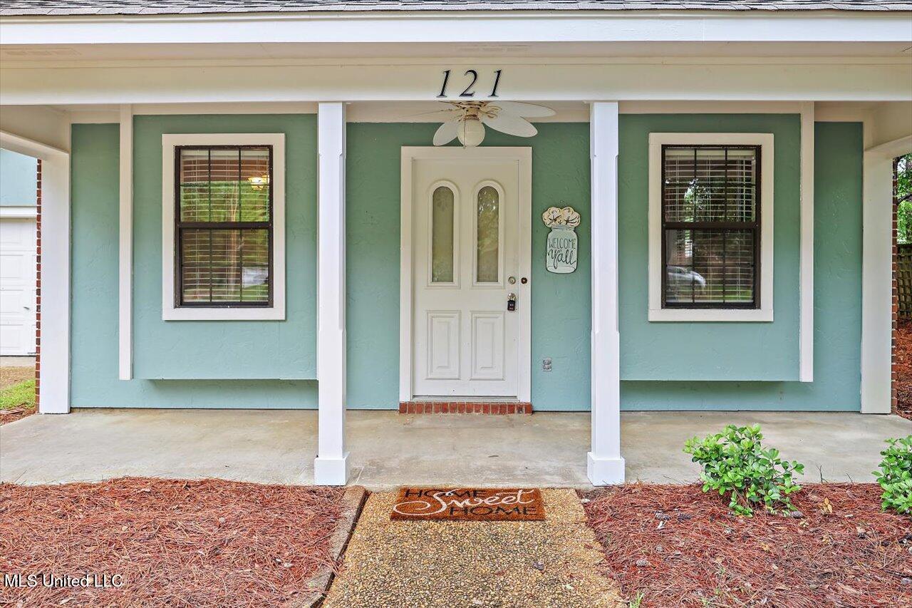 121 Summit Drive, Madison, Mississippi image 4