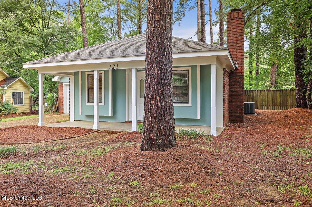 121 Summit Drive, Madison, Mississippi image 2
