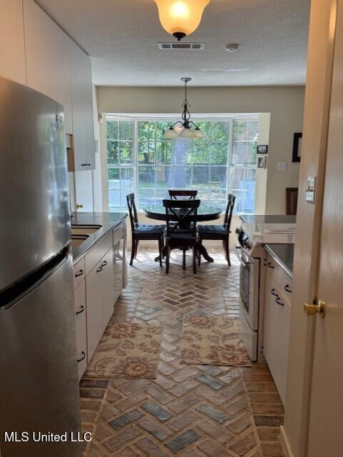 2246 Baywood Drive, Biloxi, Mississippi image 11