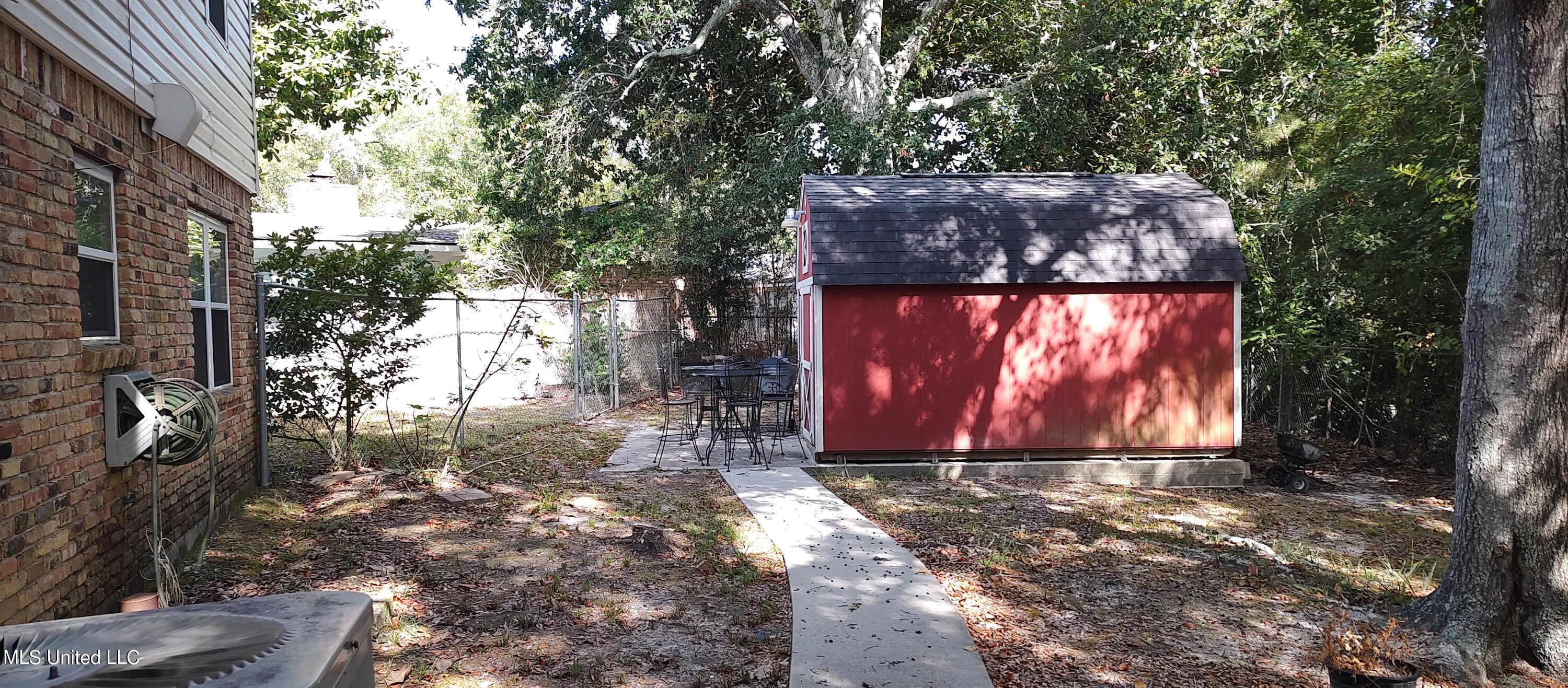 2004 Janel Circle, Gautier, Mississippi image 14