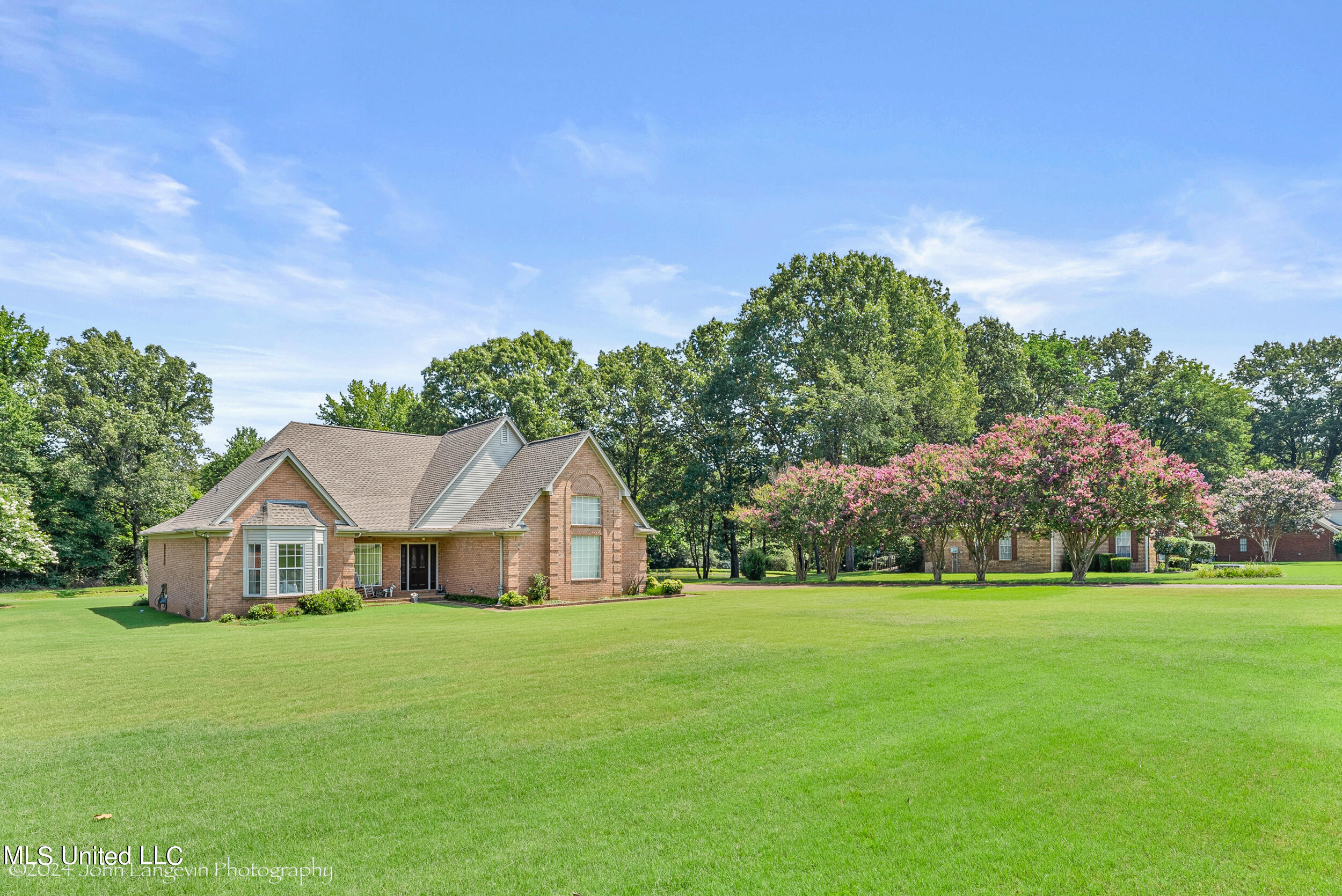 4162 Roman Forest Drive, Olive Branch, Mississippi image 3