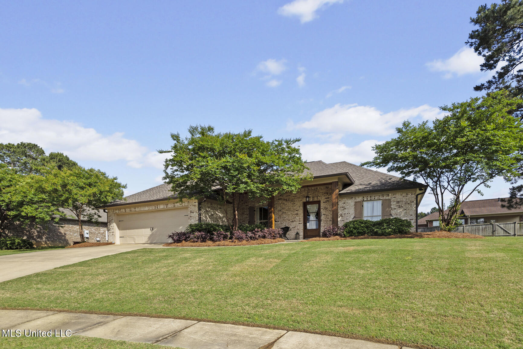 117 Hampton Place, Madison, Mississippi image 3