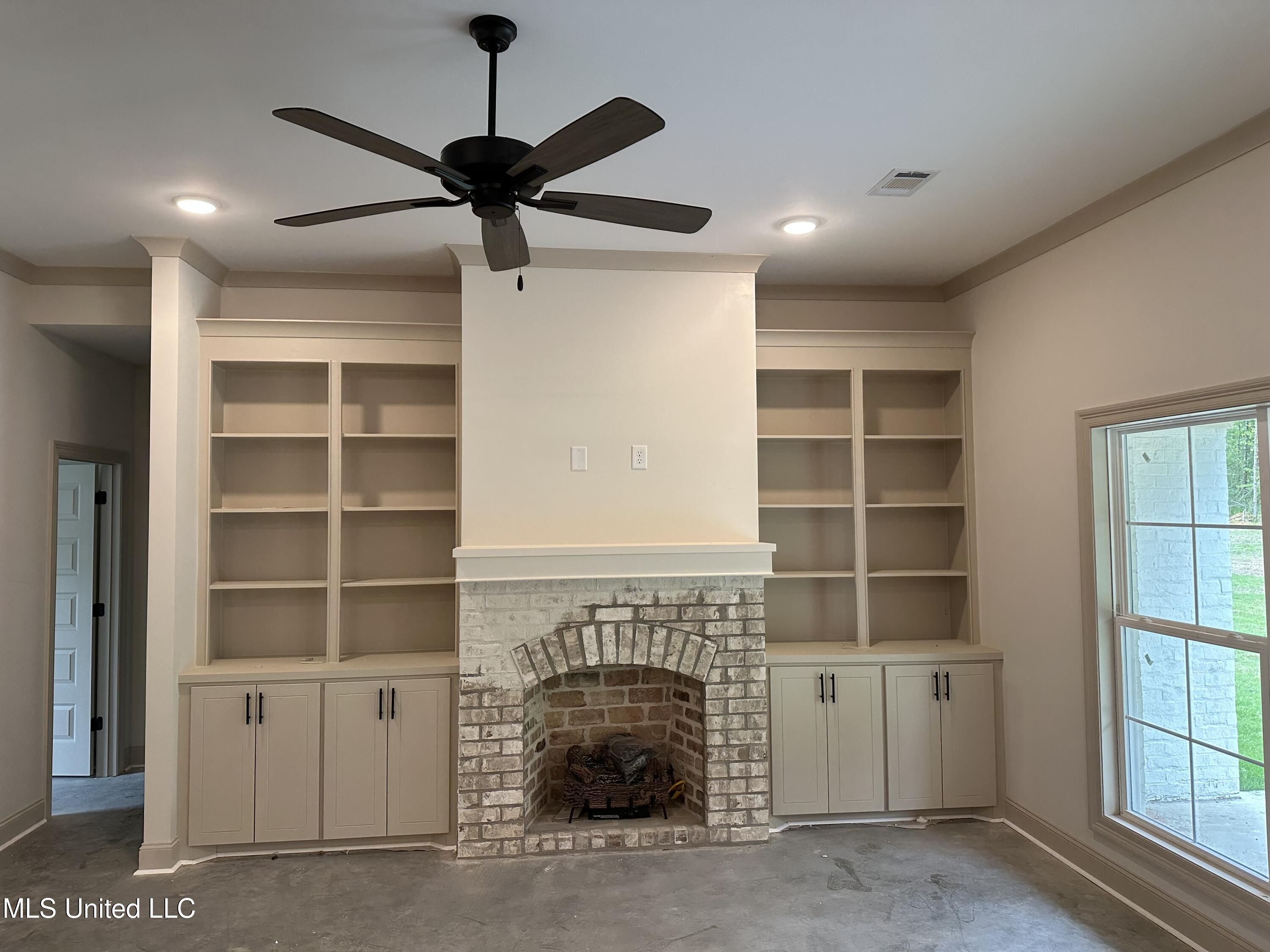 966 Riverside Lane, Pearl, Mississippi image 2