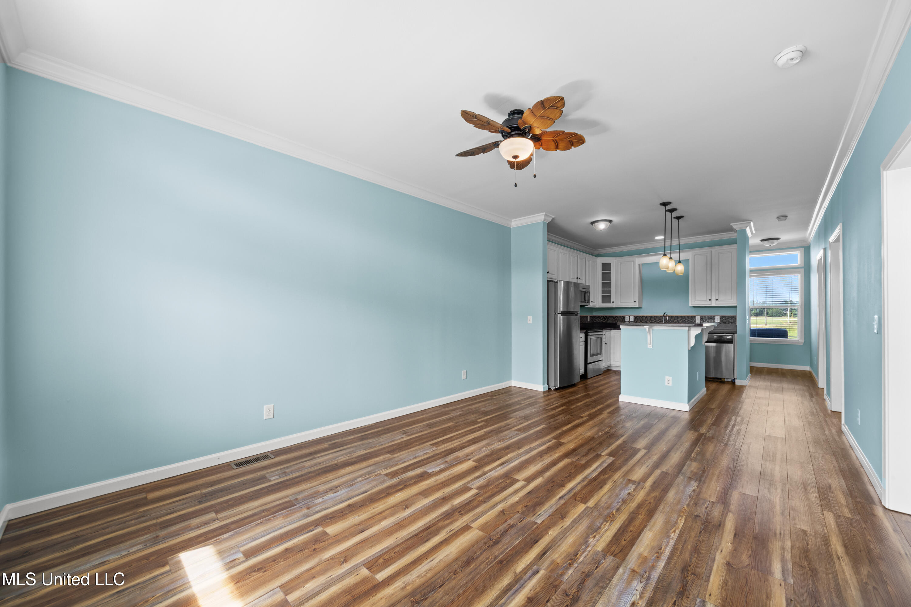 1515 E Beach Boulevard #114, Pass Christian, Mississippi image 2