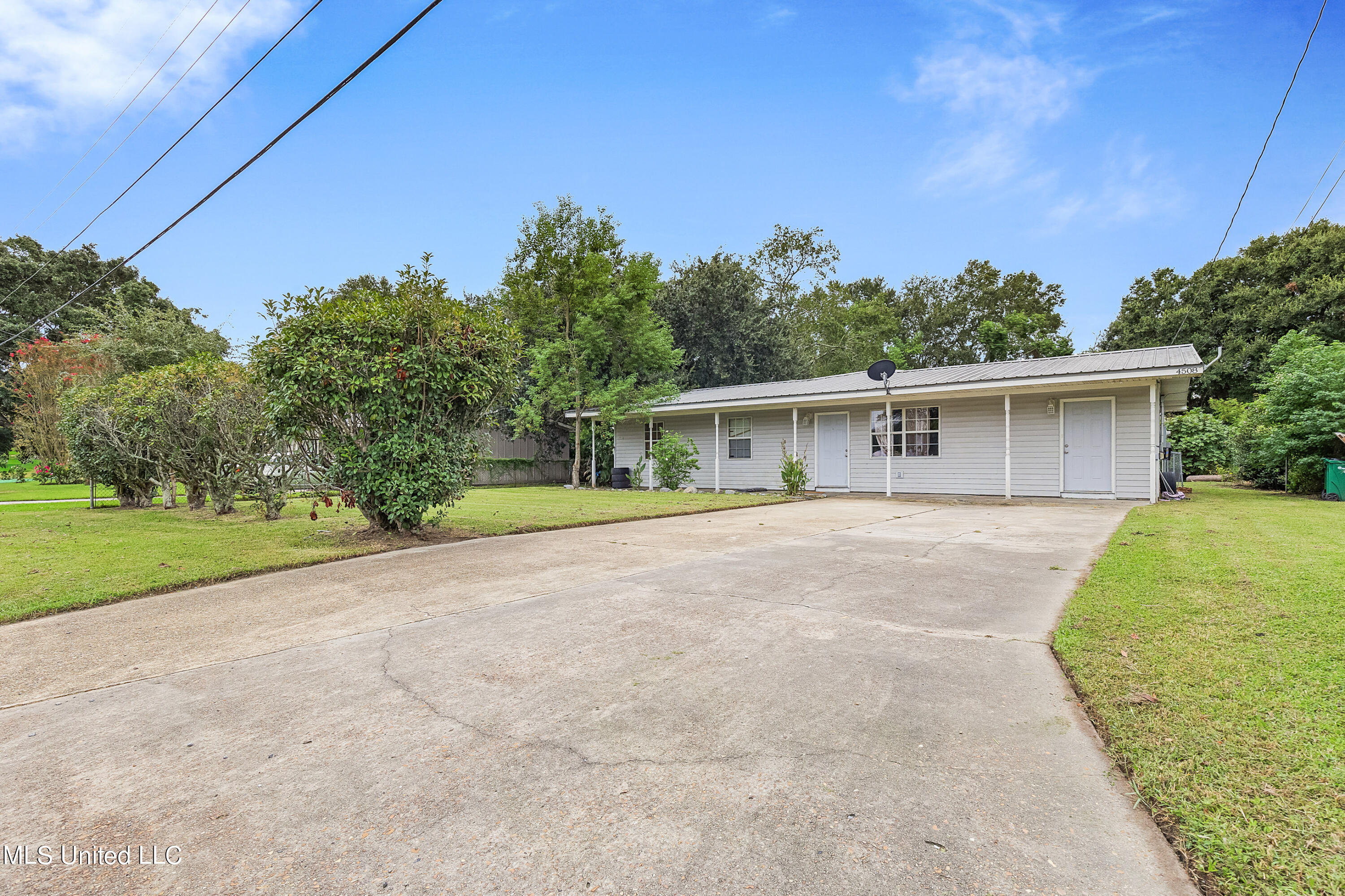 4508 New Hope Avenue, Pascagoula, Mississippi image 2