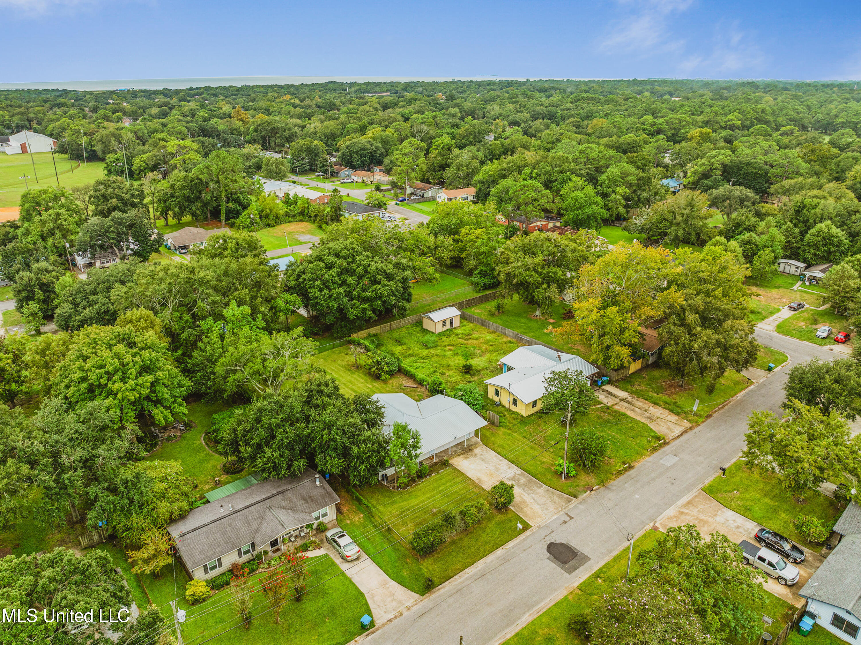 4508 New Hope Avenue, Pascagoula, Mississippi image 3