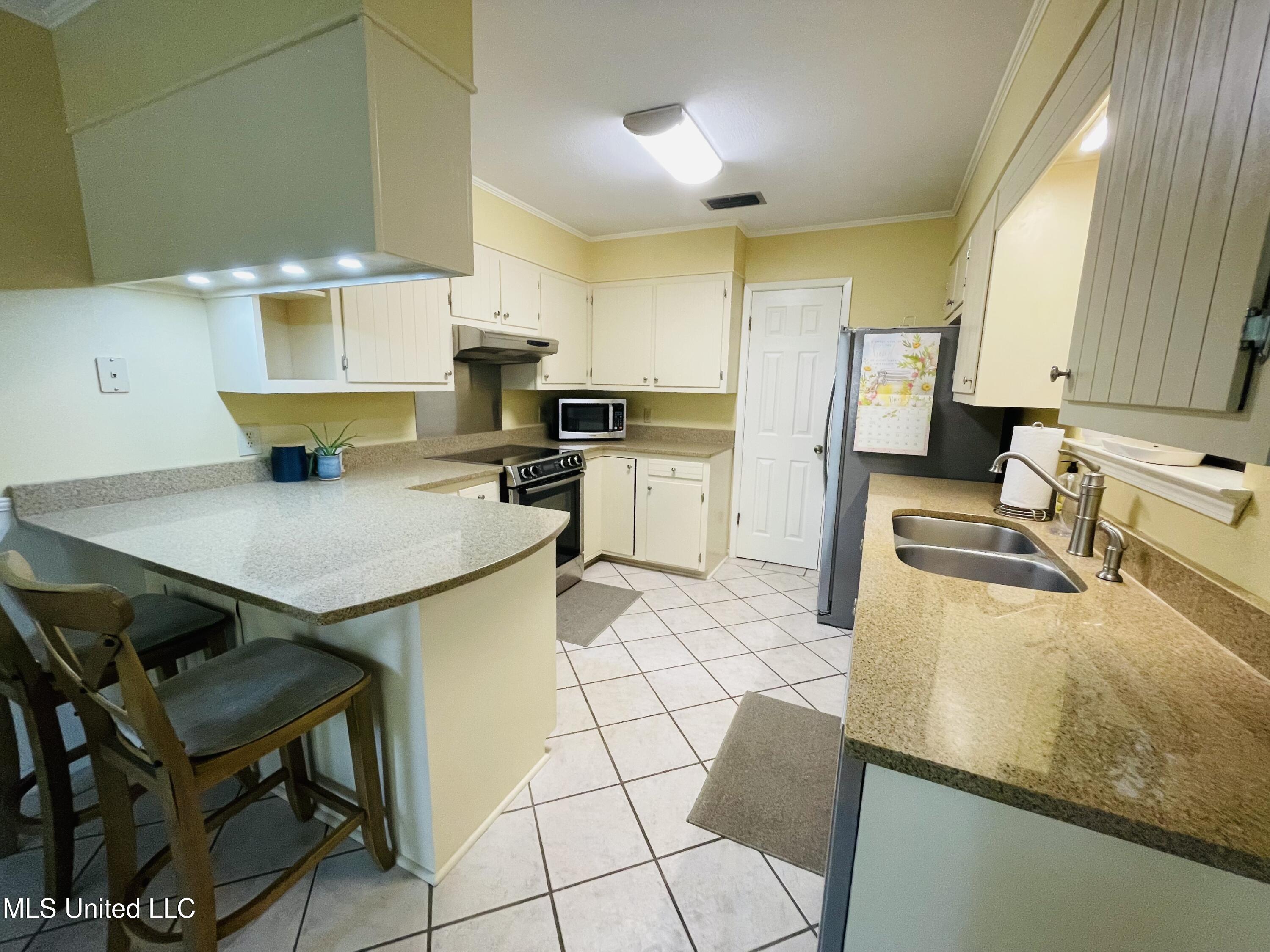 6324 Country Lane, Moss Point, Mississippi image 9