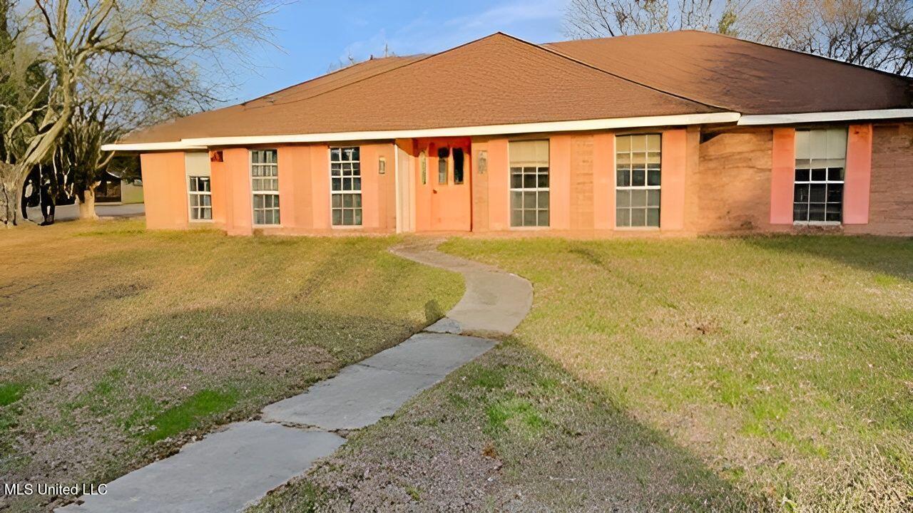 1504 Roswell Street, Pascagoula, Mississippi image 1