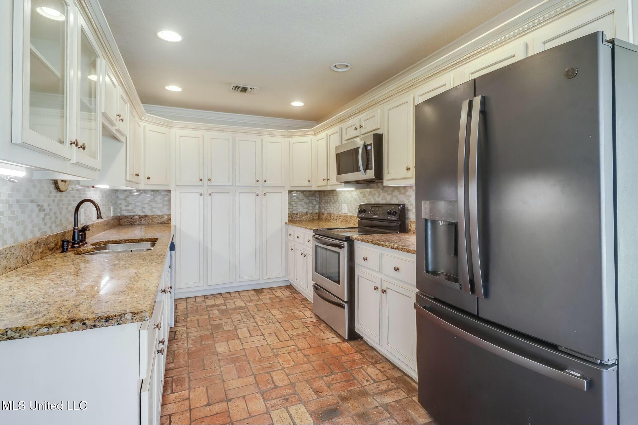 12191 Rebekah Drive, Gulfport, Mississippi image 13