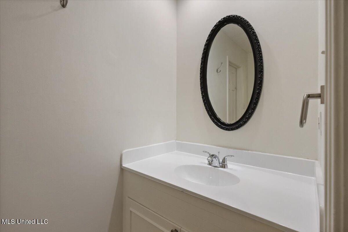 863 Rutherford Drive, Jackson, Mississippi image 26