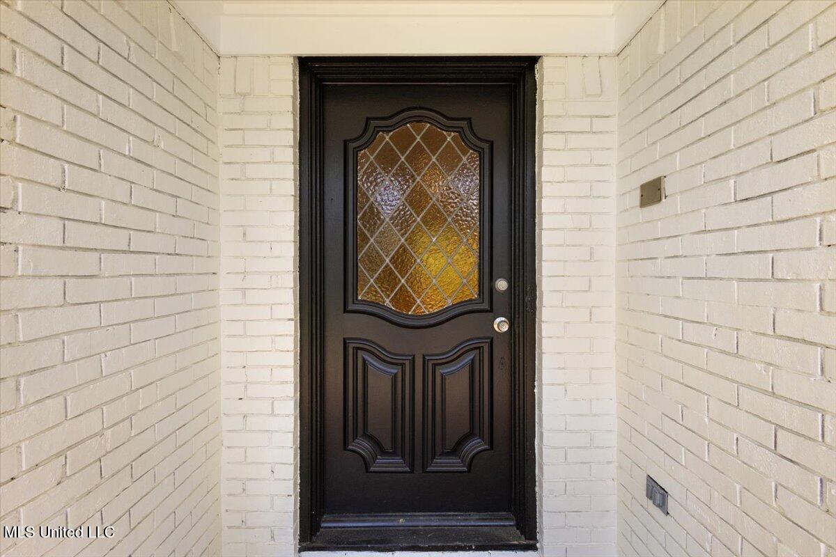 863 Rutherford Drive, Jackson, Mississippi image 4
