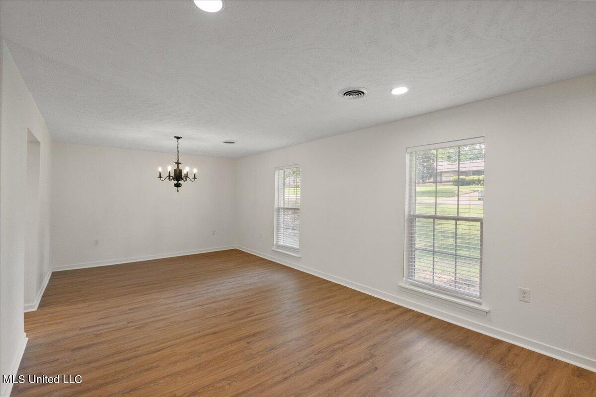 863 Rutherford Drive, Jackson, Mississippi image 11