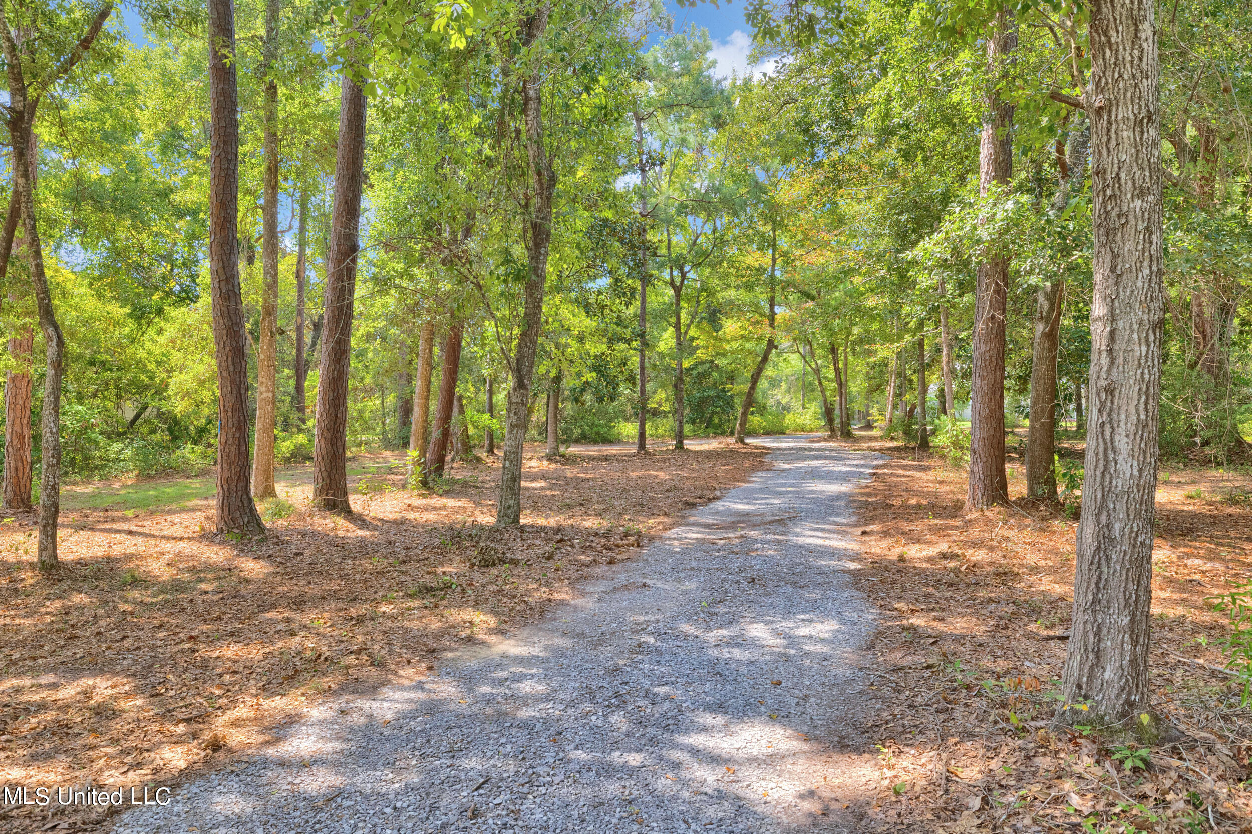 3612 Perryman Road, Ocean Springs, Mississippi image 14