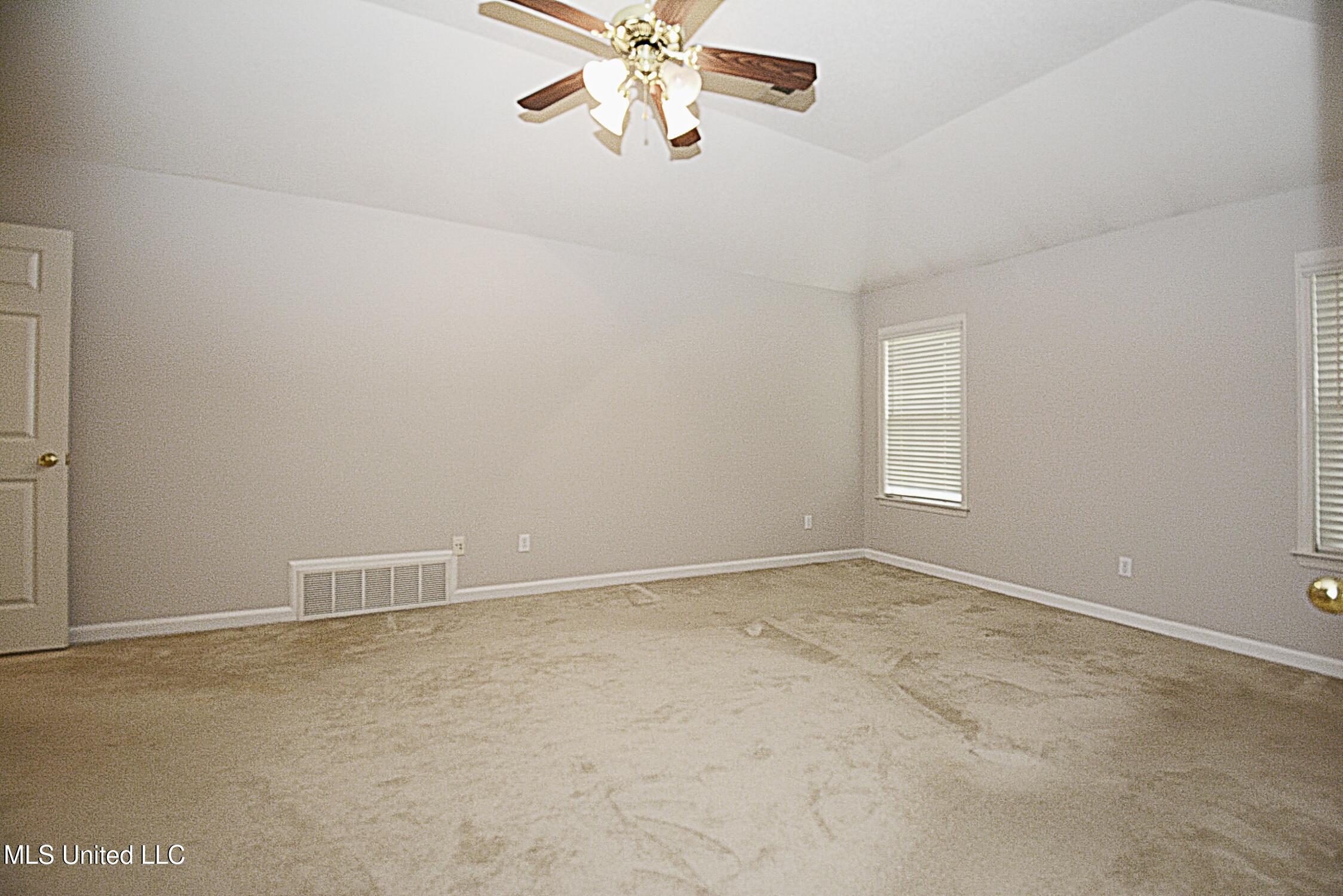 1036 Warwick Place, Southaven, Mississippi image 20