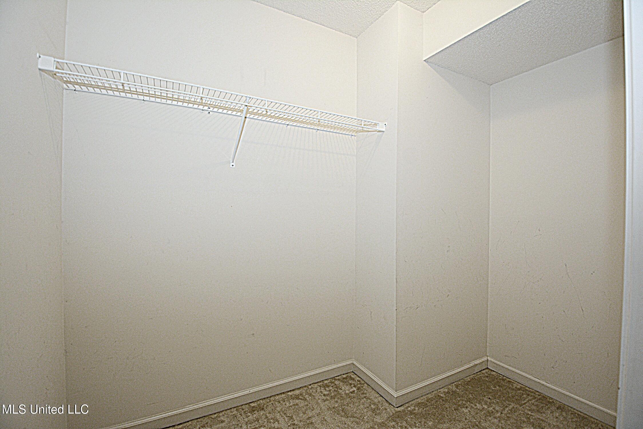 1036 Warwick Place, Southaven, Mississippi image 25