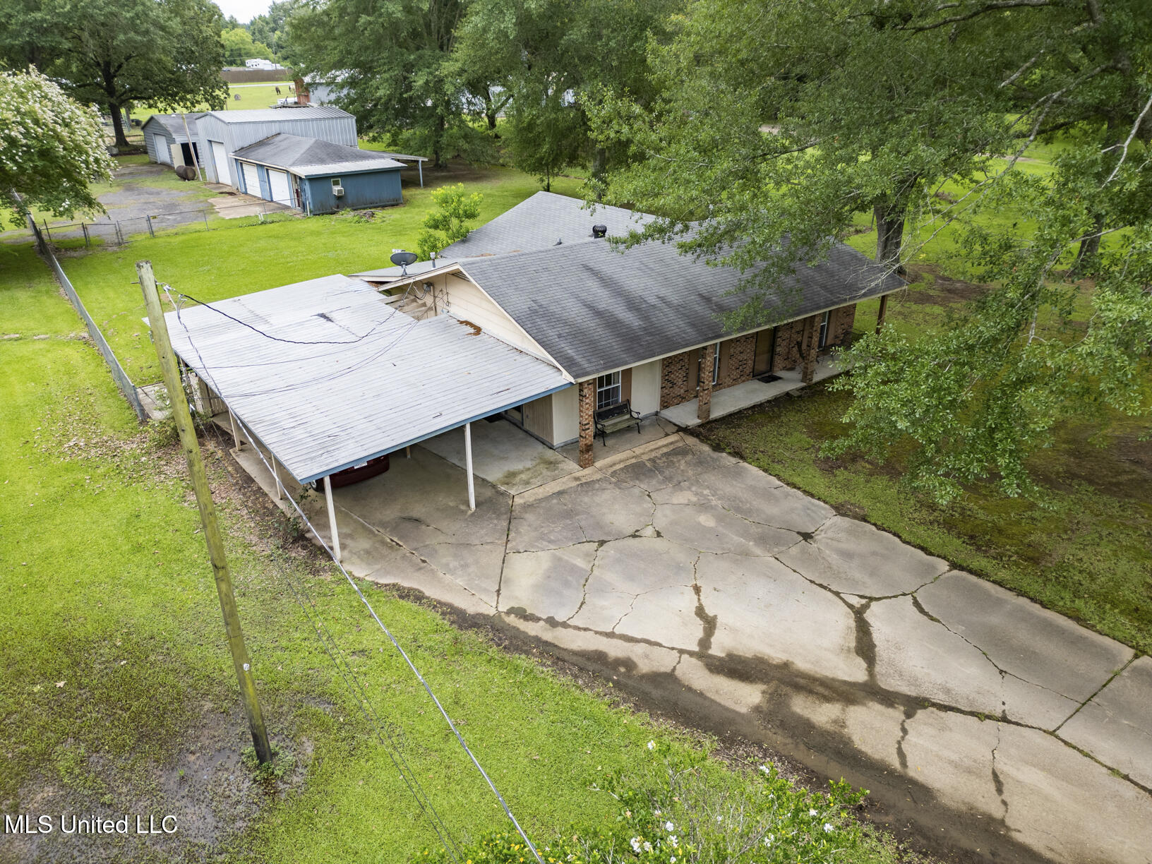 201 Poplar Street, Florence, Mississippi image 3