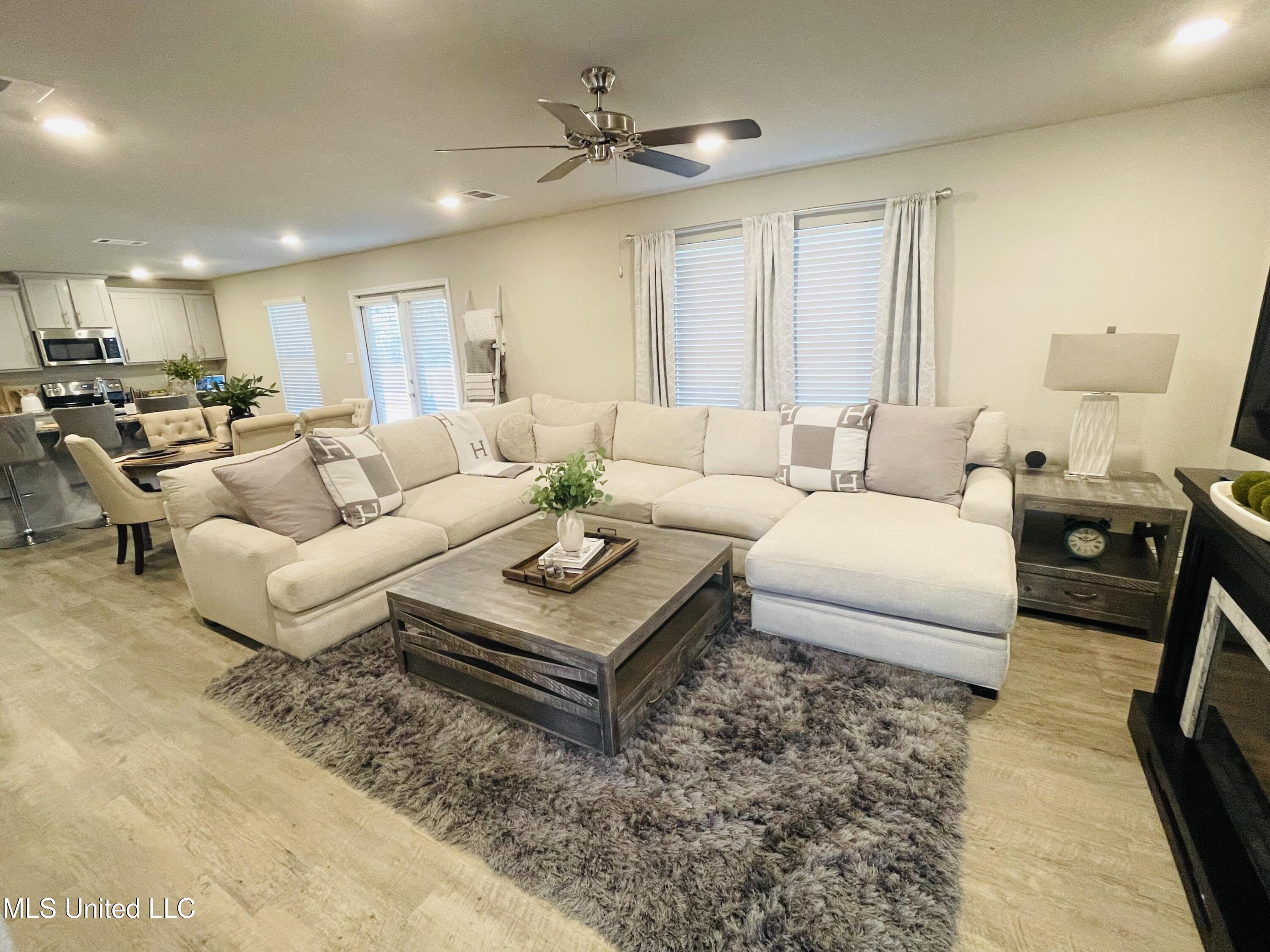 5438 Leeds Lane, Biloxi, Mississippi image 3
