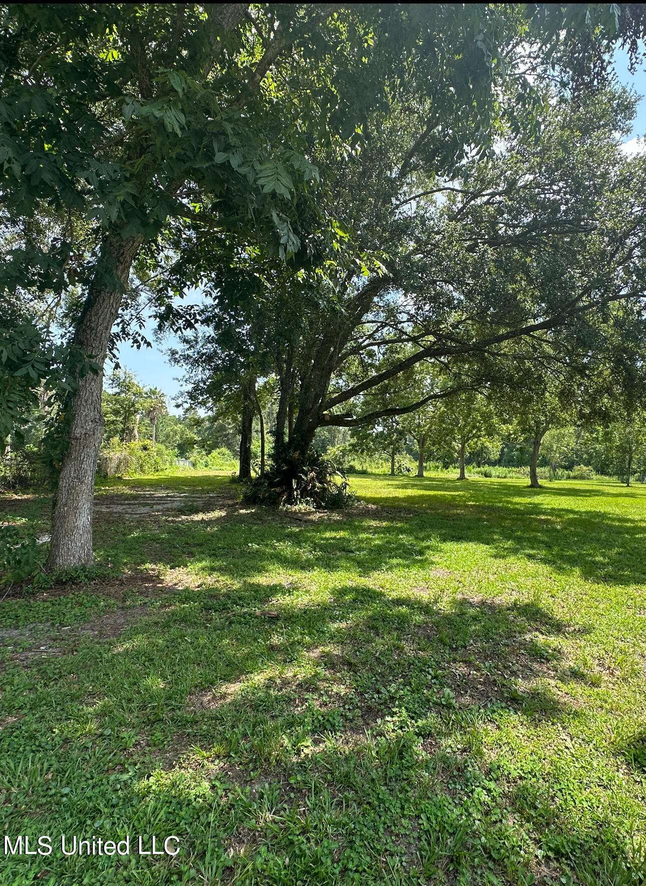 14209 Big Ridge Road, Biloxi, Mississippi image 1