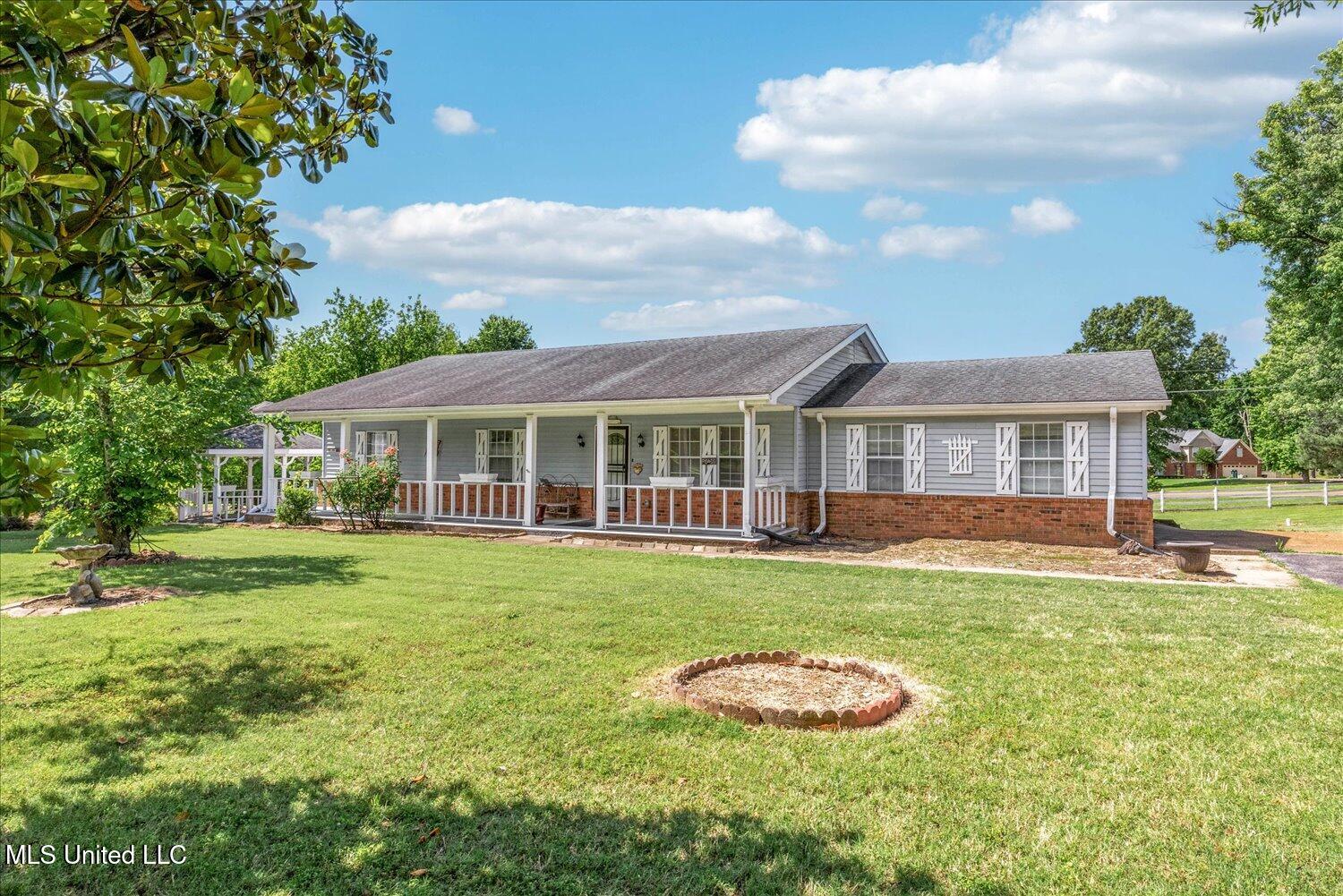 2185 Plum Point Road, Southaven, Mississippi image 4