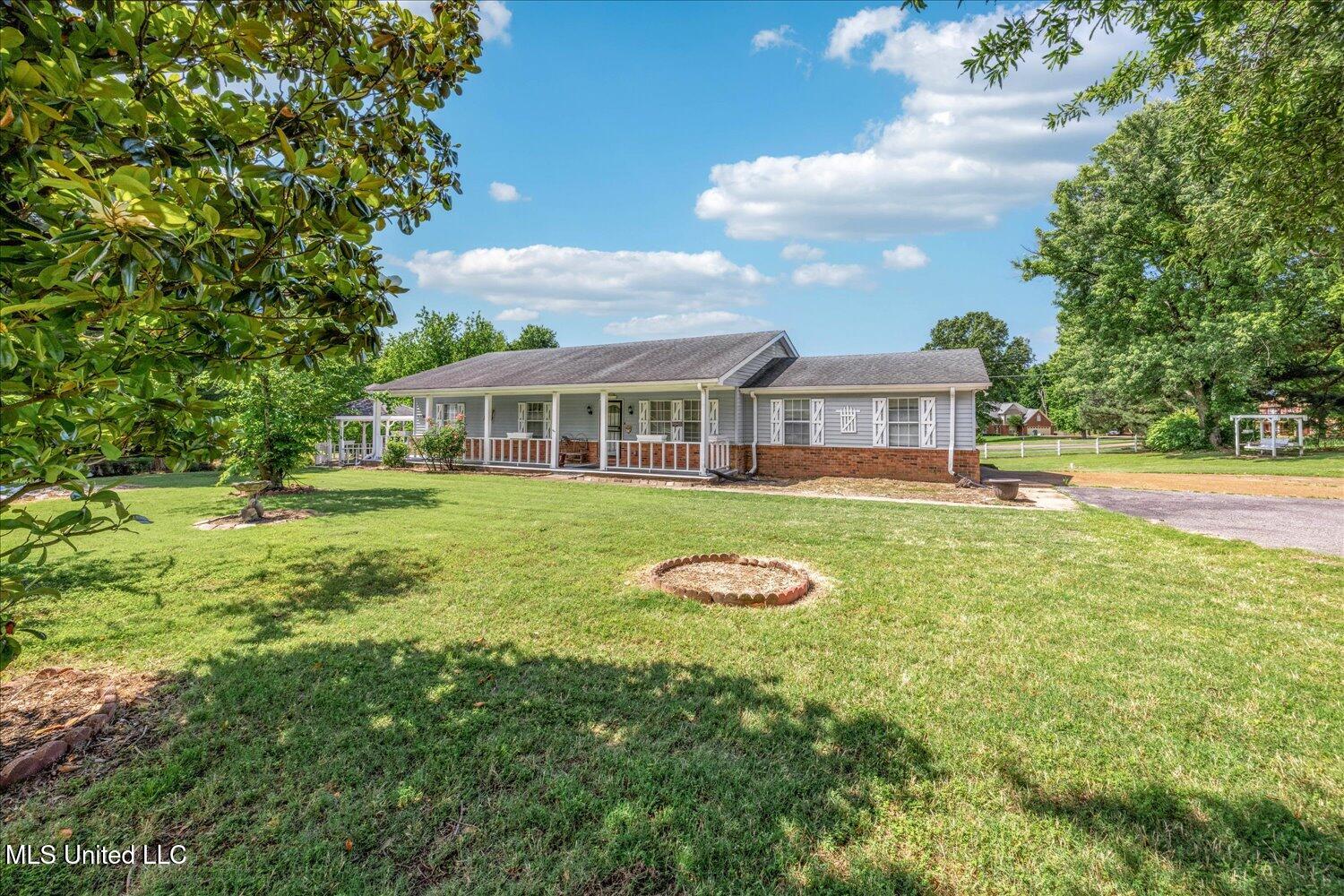 2185 Plum Point Road, Southaven, Mississippi image 5