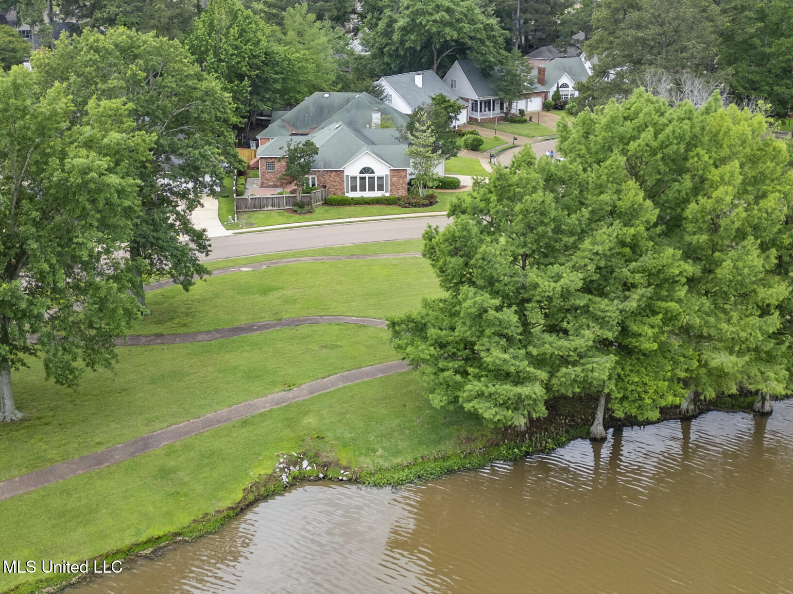 231 Bayview Drive, Madison, Mississippi image 39