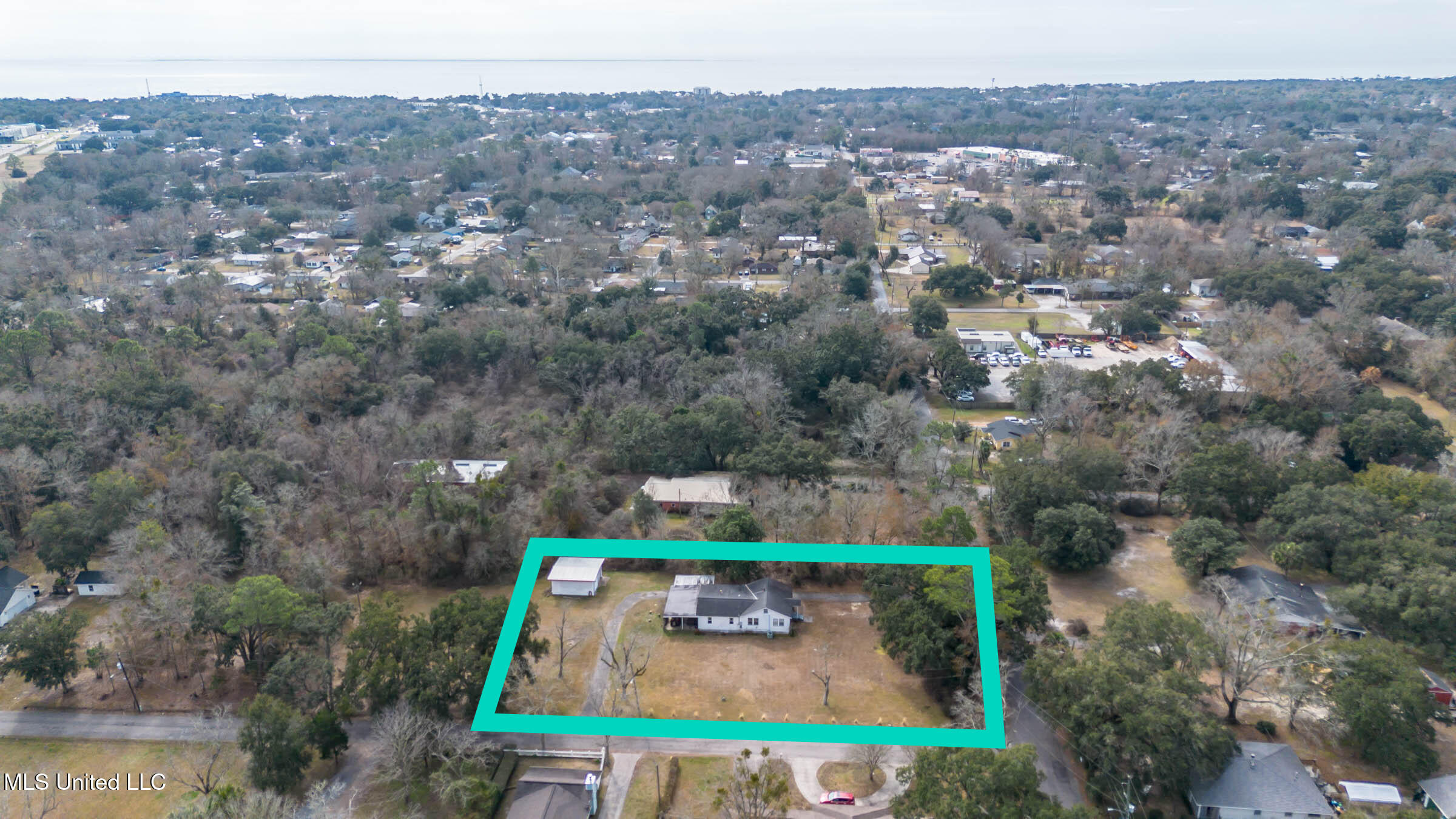 668 N Seal Avenue, Long Beach, Mississippi image 5