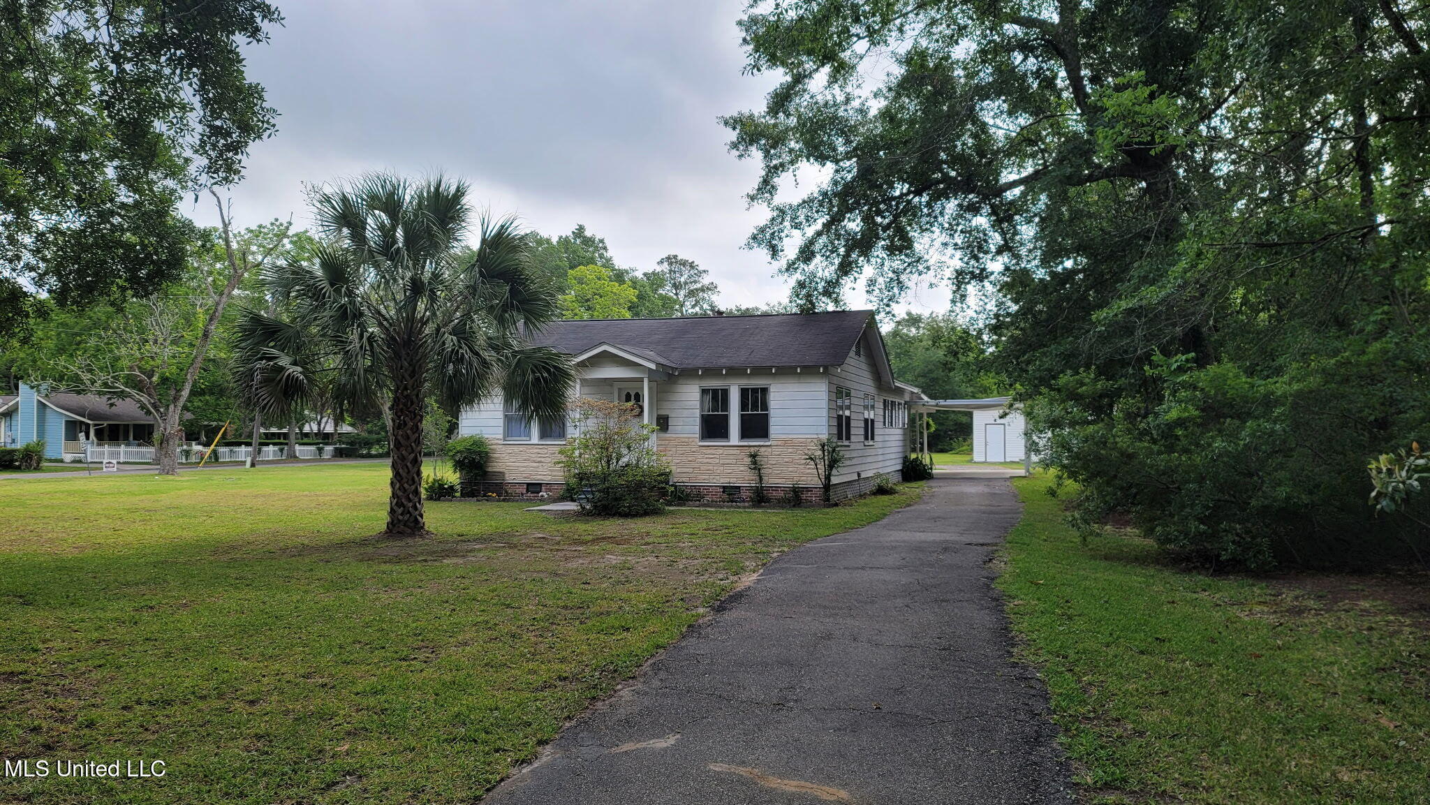 668 N Seal Avenue, Long Beach, Mississippi image 6