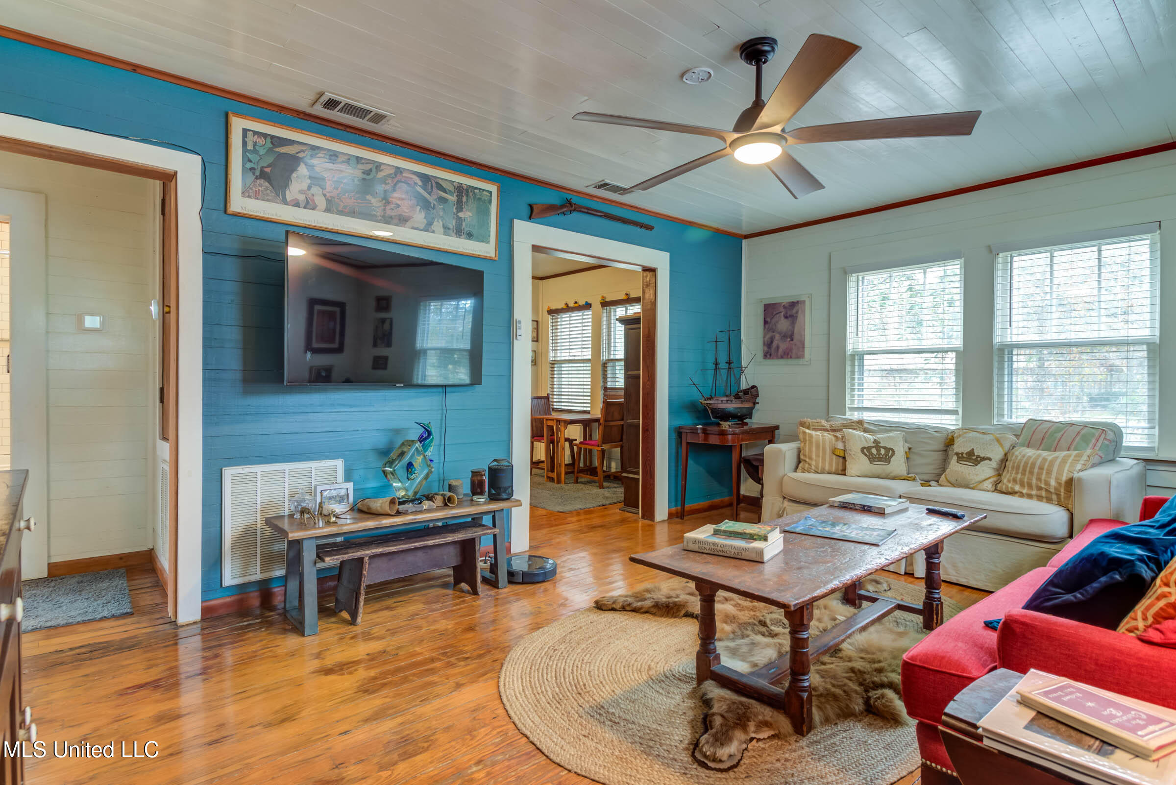 668 N Seal Avenue, Long Beach, Mississippi image 2