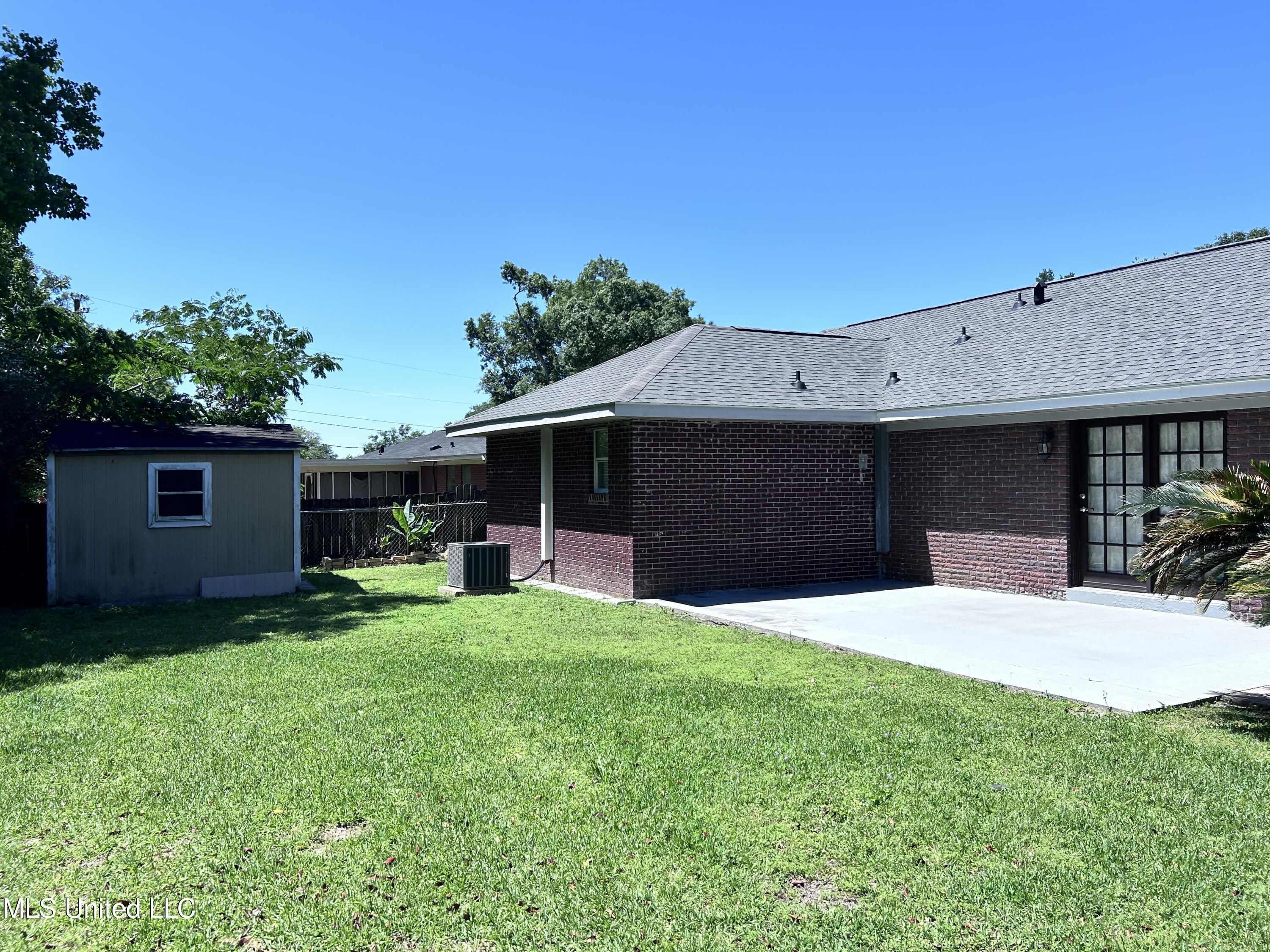 203 Pamela Drive, Gulfport, Mississippi image 12