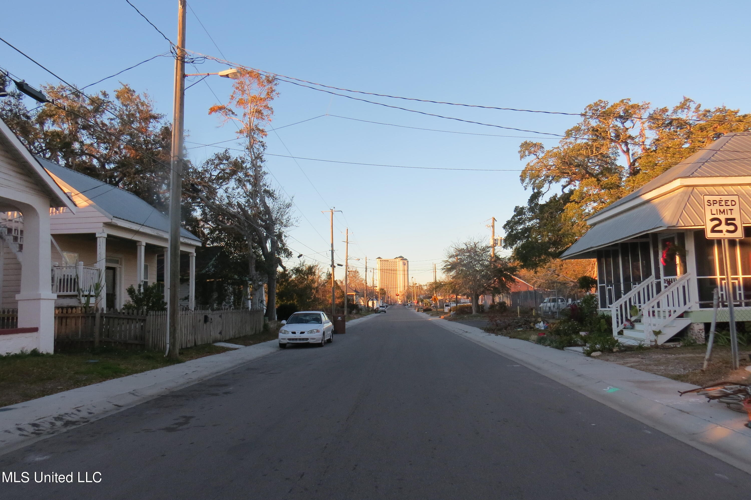 258 Reynoir Street, Biloxi, Mississippi image 3