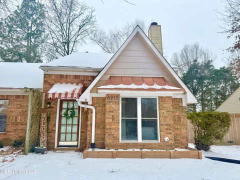 Homes For Sale - 6915 Maury Drive<br/> Olive Branch, MS 38654