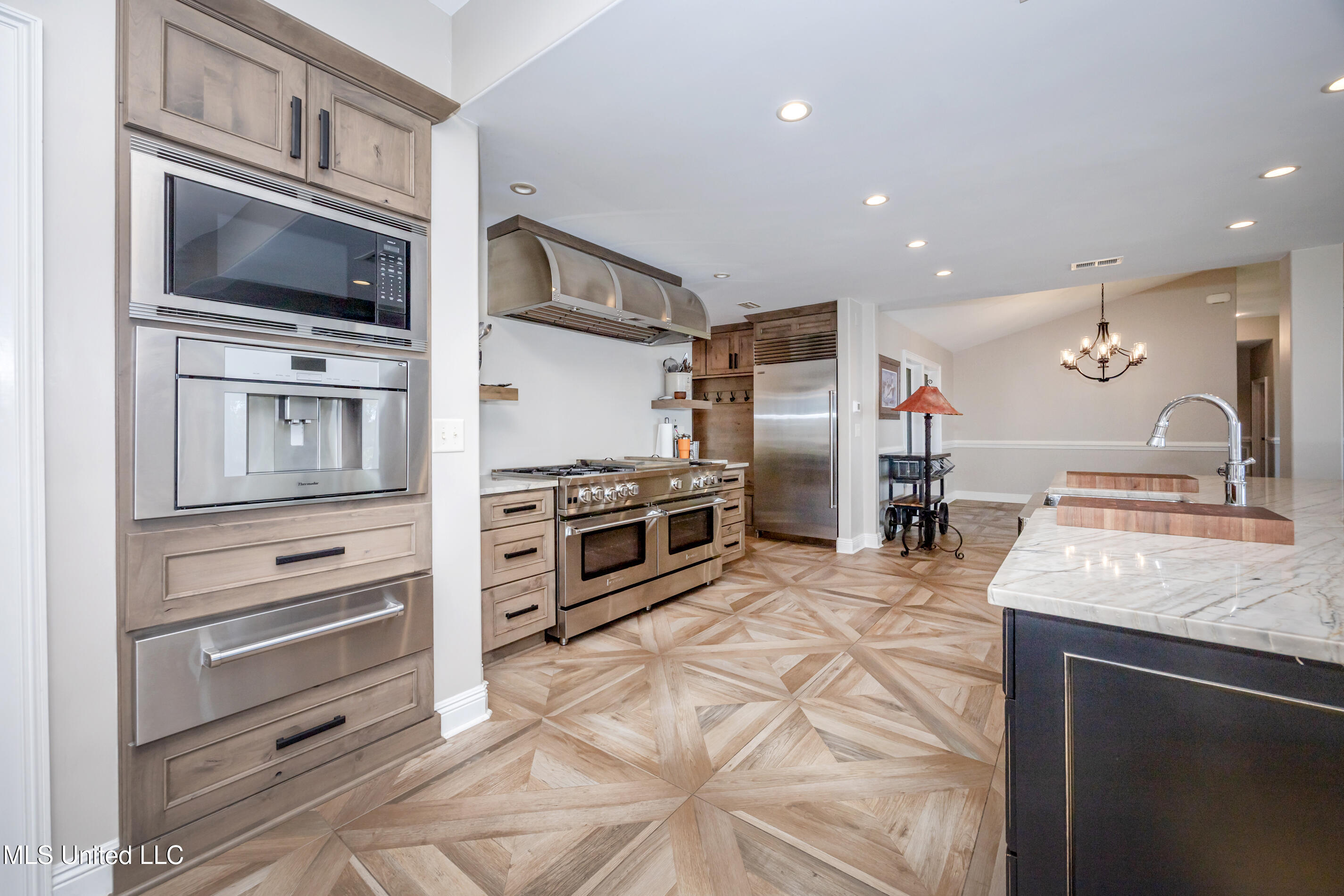 2801 Eagle Pine Drive, Ocean Springs, Mississippi image 18