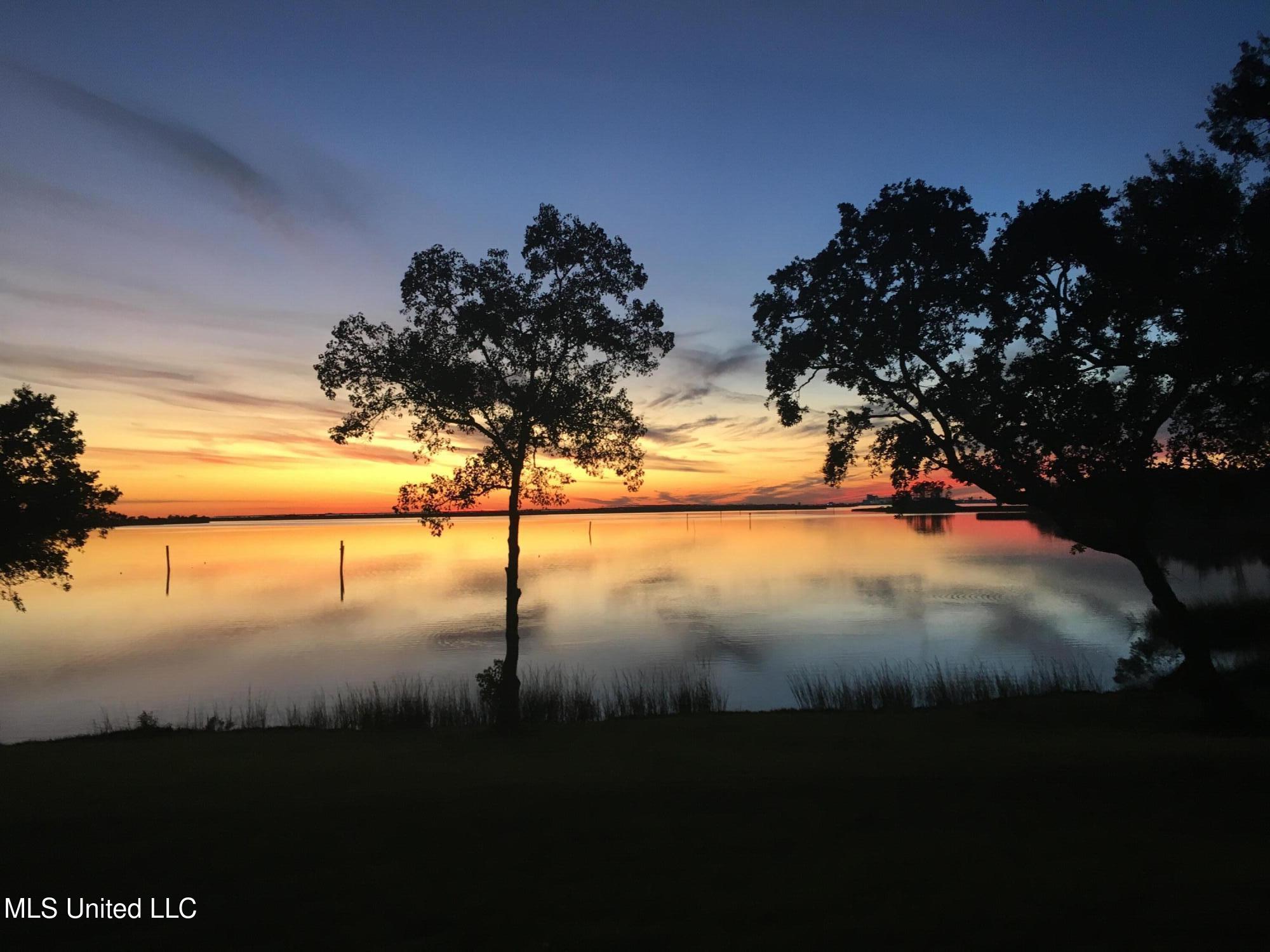 2801 Eagle Pine Drive, Ocean Springs, Mississippi image 5