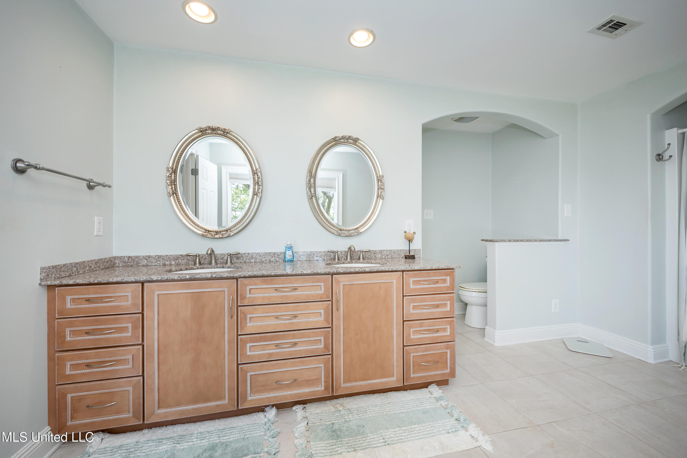 2801 Eagle Pine Drive, Ocean Springs, Mississippi image 35