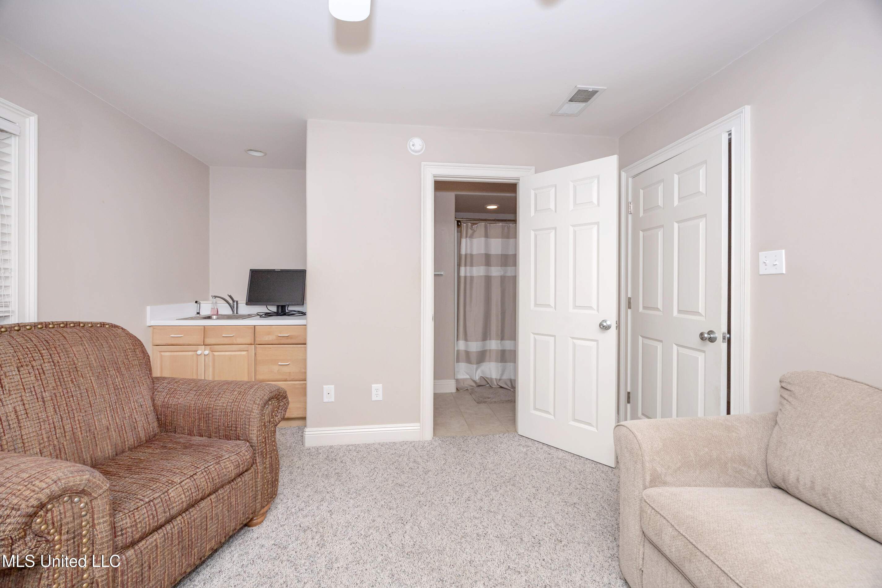 2801 Eagle Pine Drive, Ocean Springs, Mississippi image 40