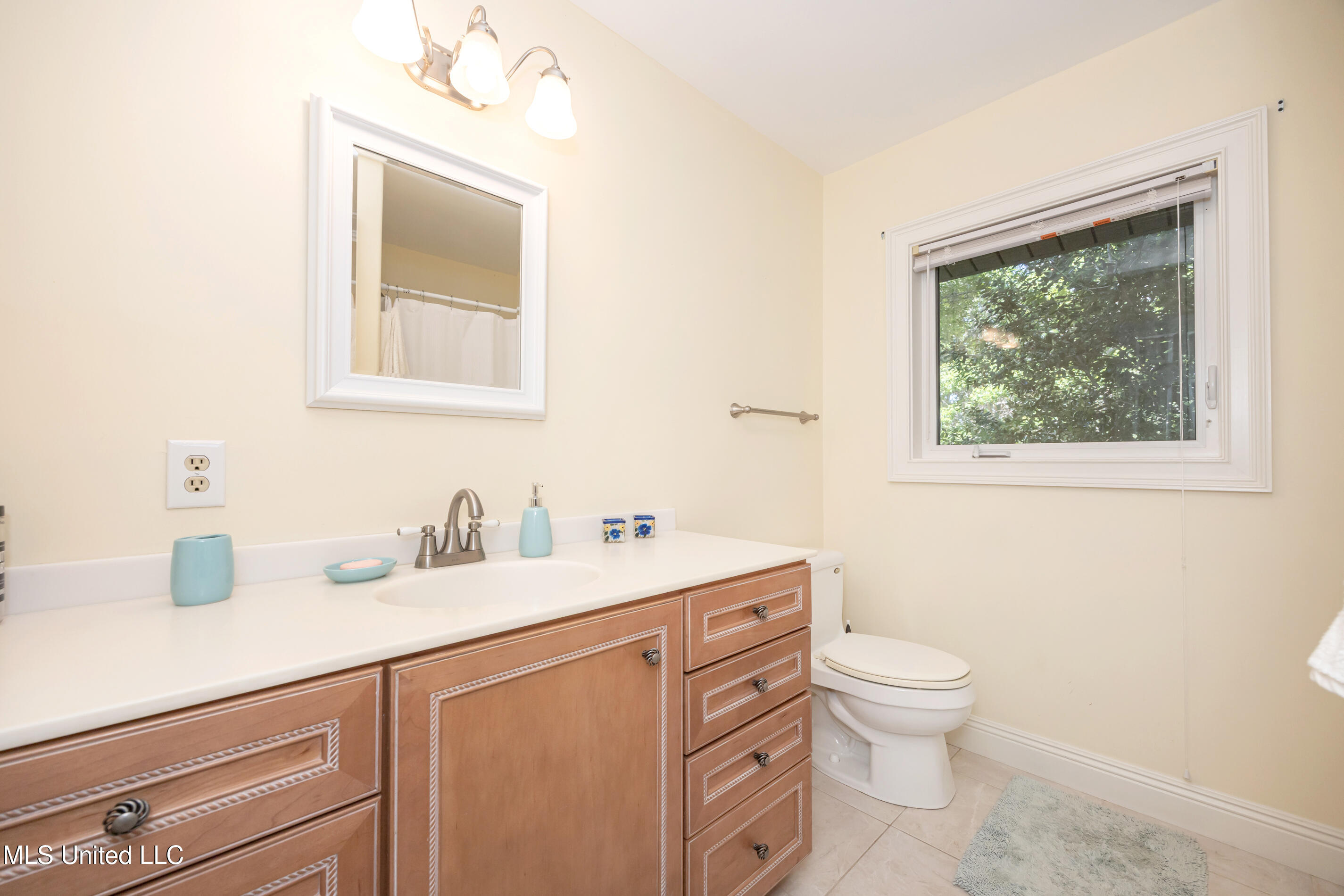 2801 Eagle Pine Drive, Ocean Springs, Mississippi image 42