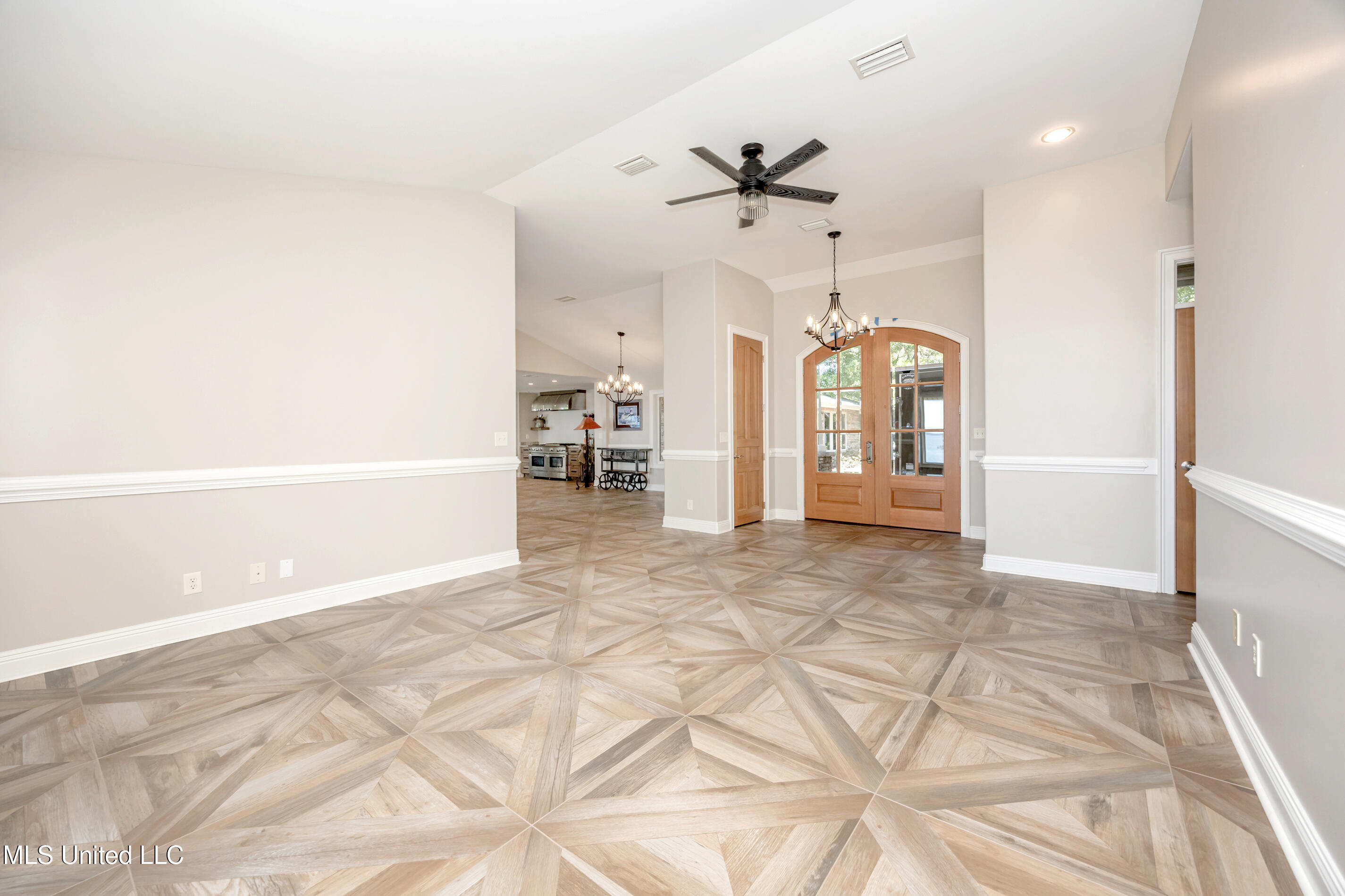 2801 Eagle Pine Drive, Ocean Springs, Mississippi image 11