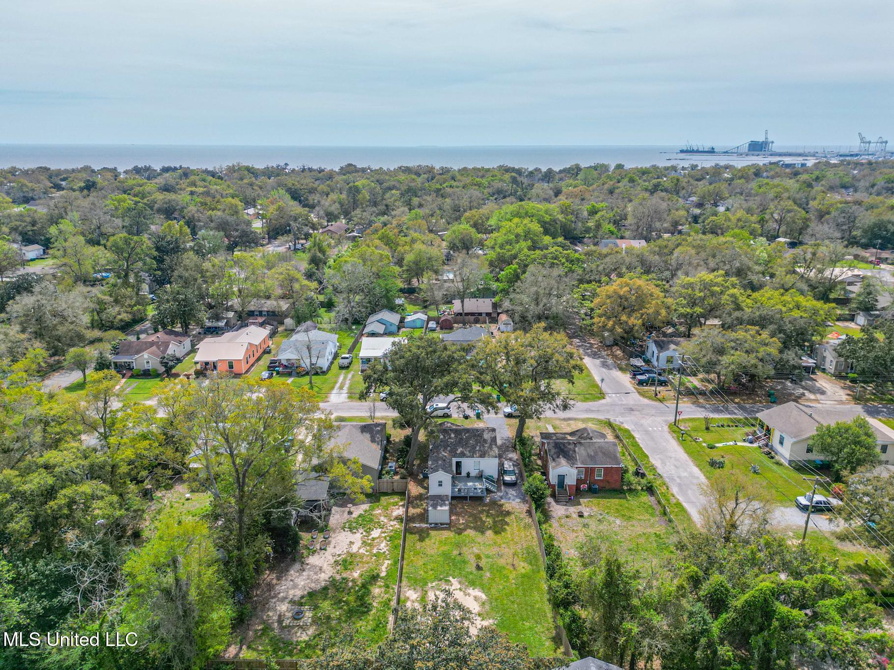 1234 E 24th Street, Gulfport, Mississippi image 4