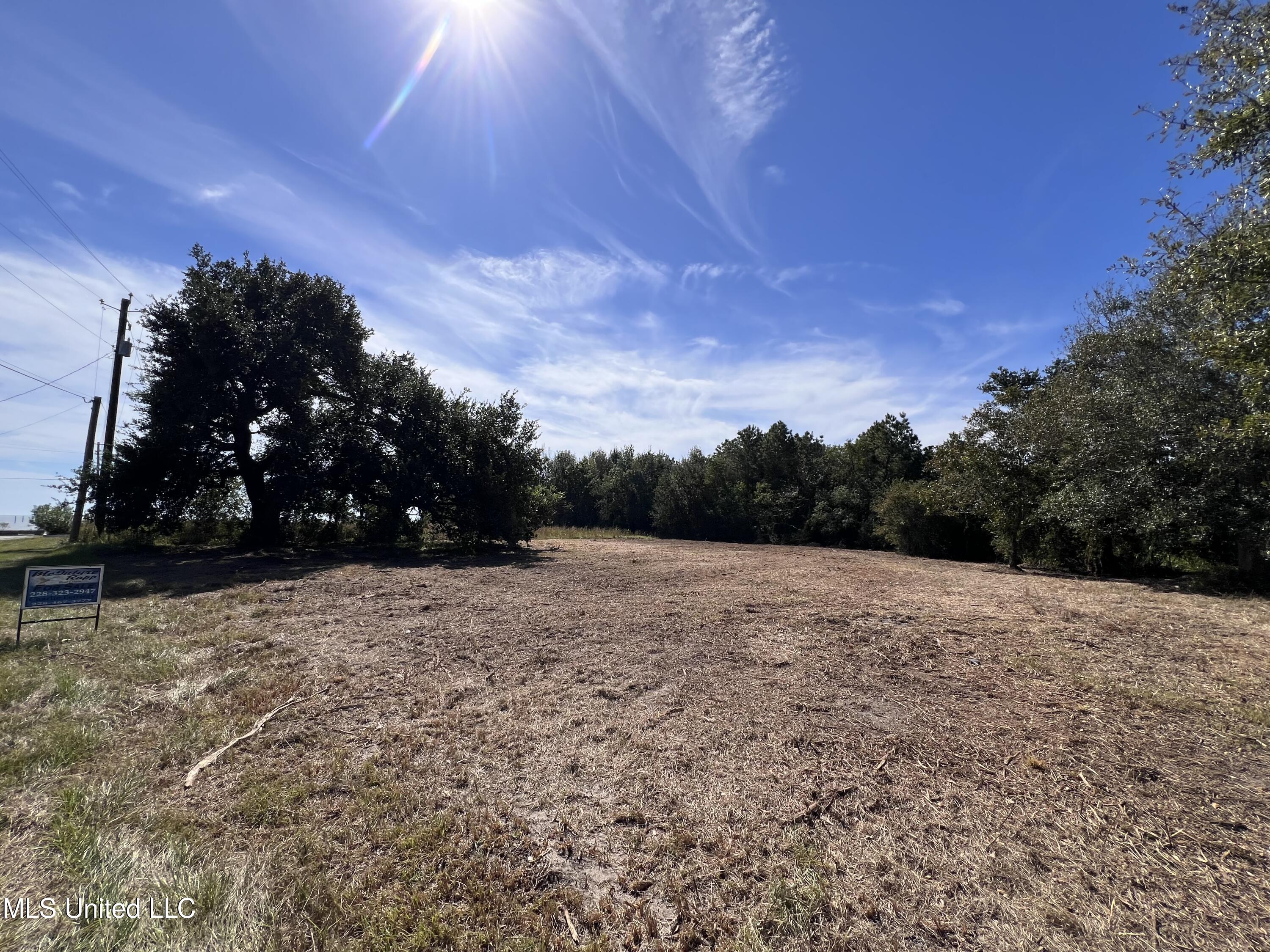 5025 Ioor Avenue, Bay Saint Louis, Mississippi image 3